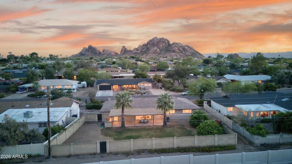 Photo of 5910 E Edgemont Avenue, Scottsdale, AZ 85257 (MLS # 7001868)