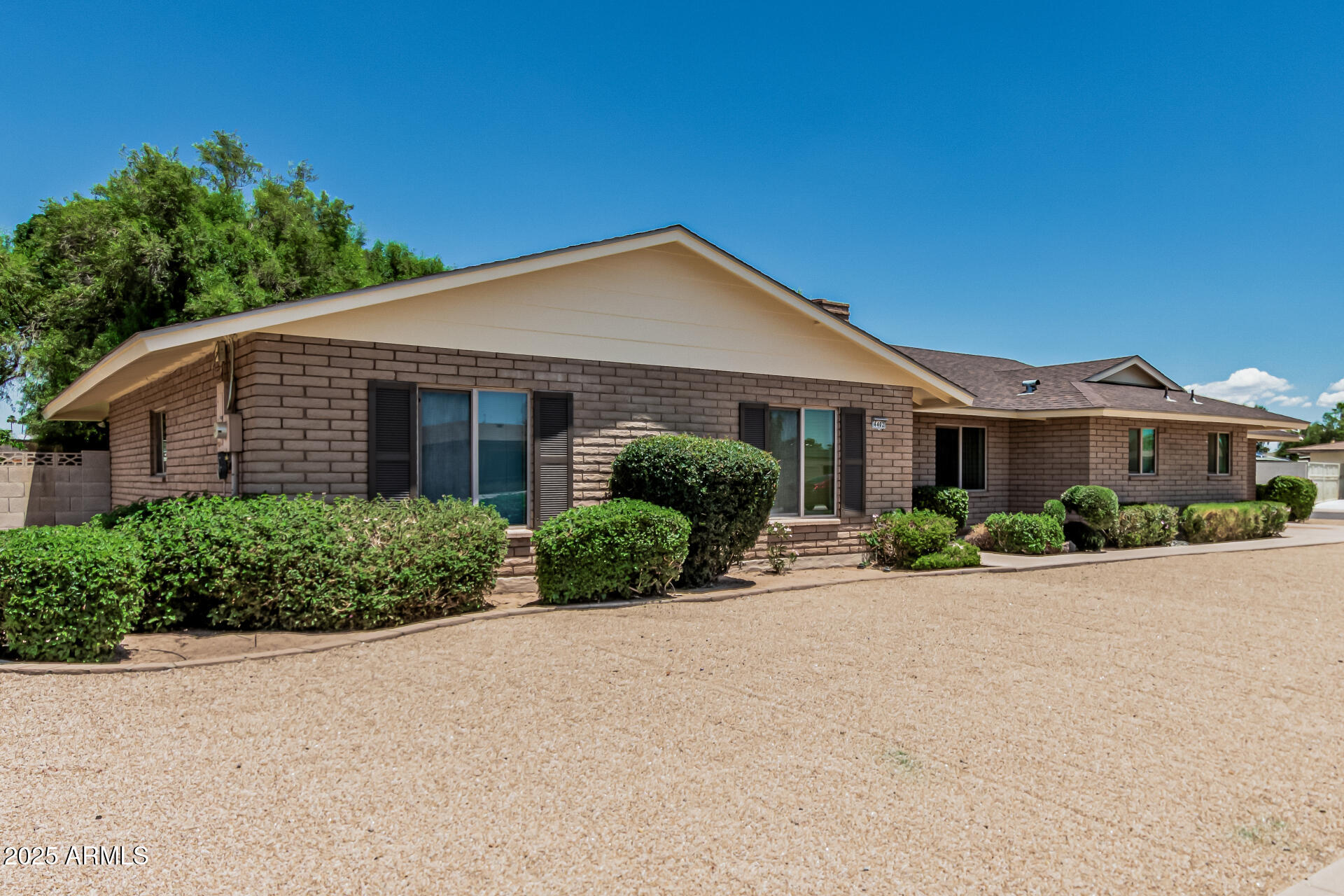 4402 W EL CAMINITO Drive