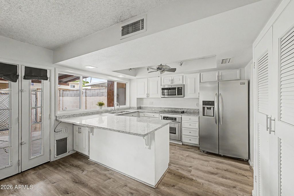 Photo of 1615 E Newport Drive, Tempe, AZ 85282 (MLS # 7055998)