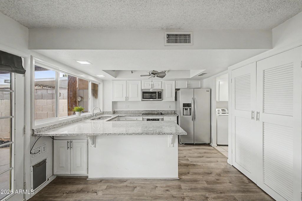 Photo of 1615 E Newport Drive, Tempe, AZ 85282 (MLS # 7055998)