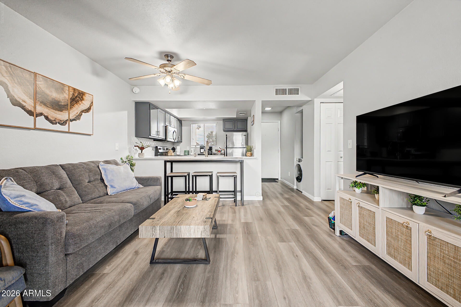 1065 W 1ST Street 106