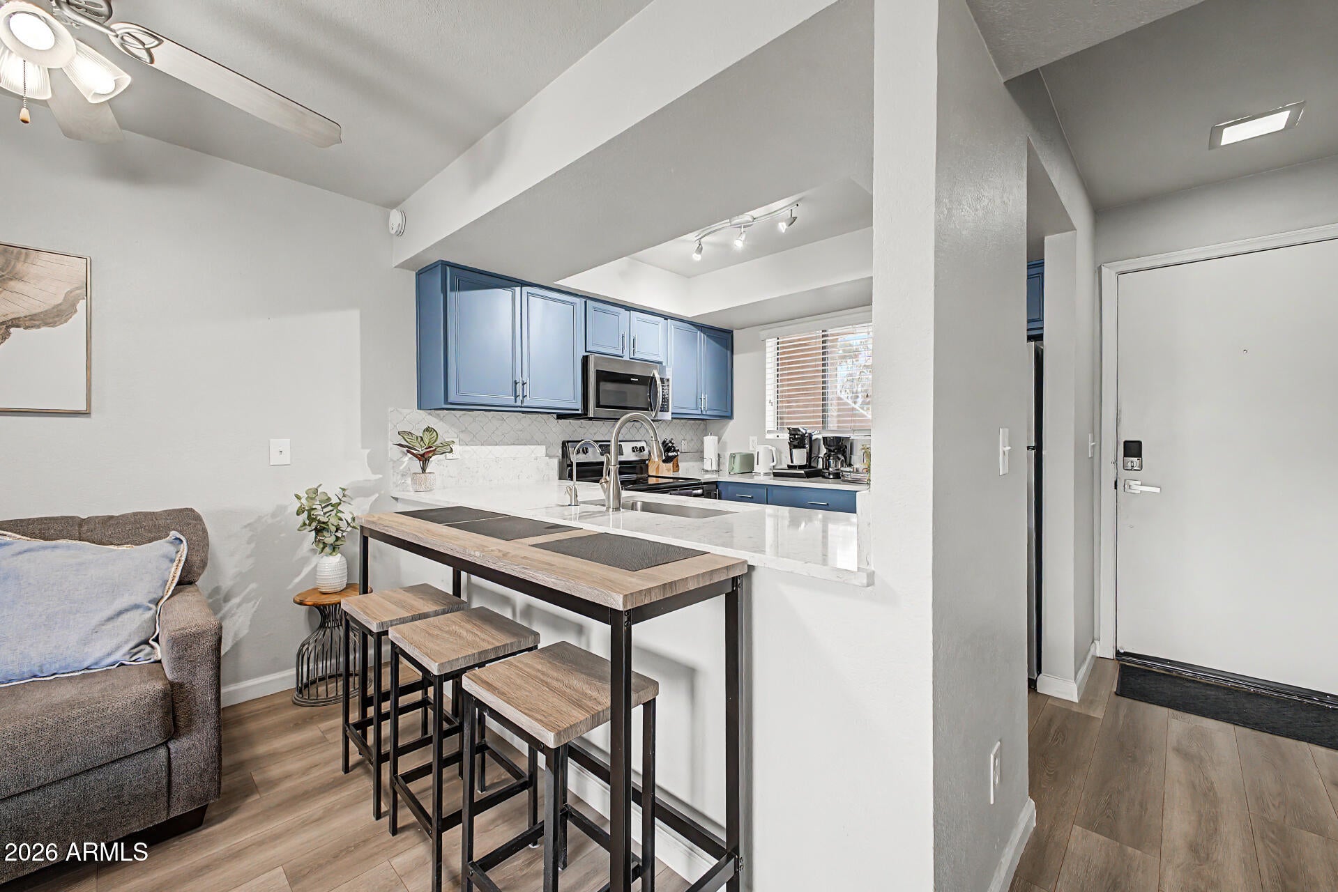 1065 W 1ST Street 106
