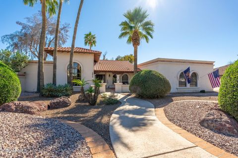 Photo of 1825 E Elmwood Street, Mesa, AZ 85203 (MLS # 6989644)