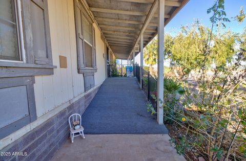 A home in Eloy