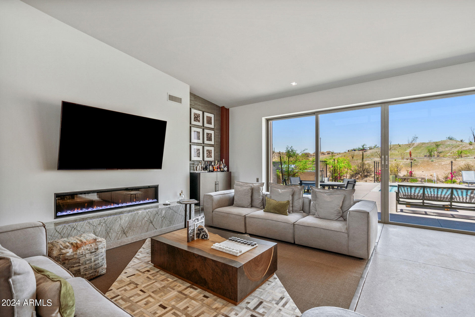 15212 N Sandy Blf Road