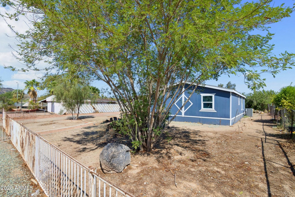 Photo of 3820 W Lone Cactus Drive, Glendale, AZ 85308 (MLS # 7078265)