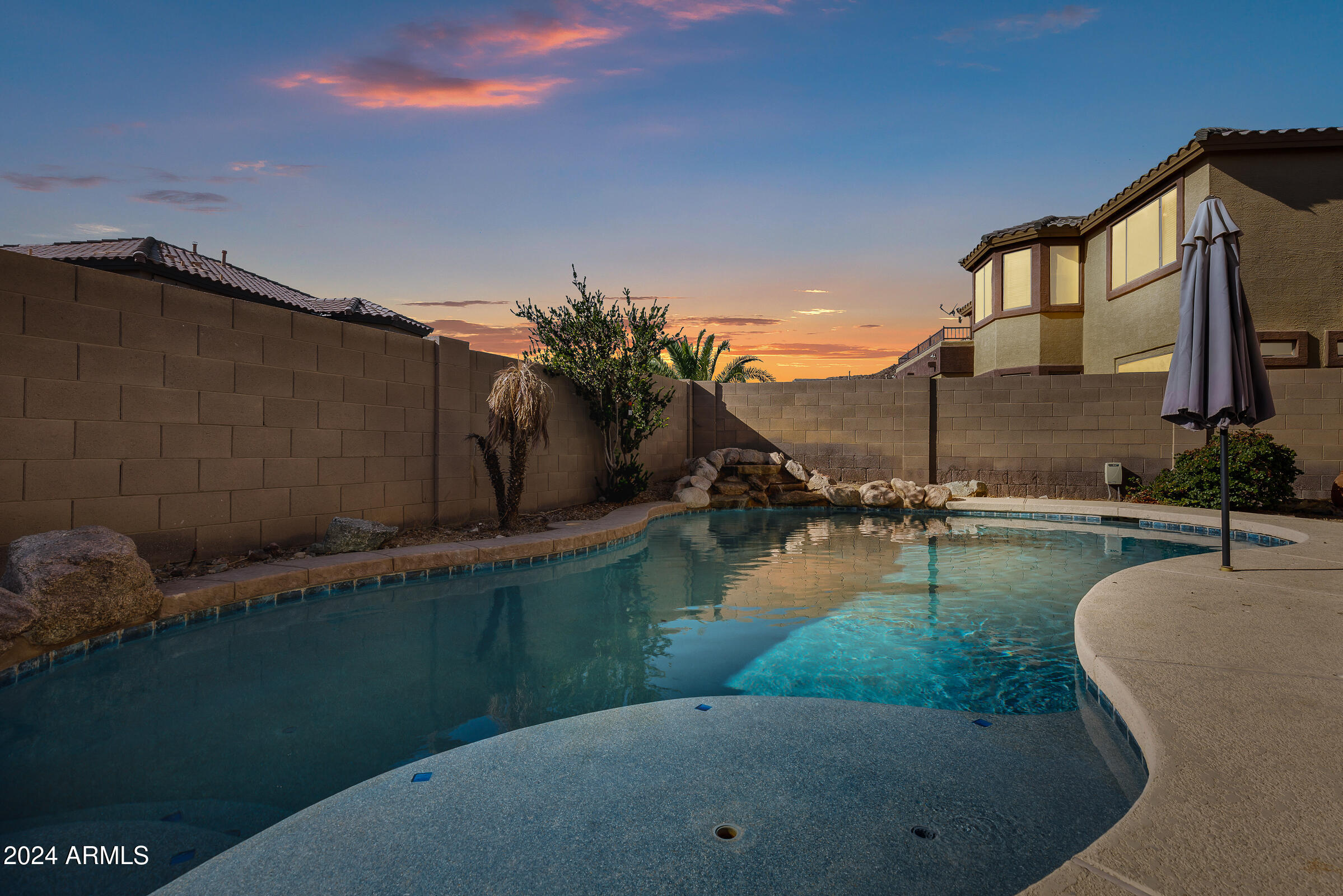 2801 W Silver Fox Way