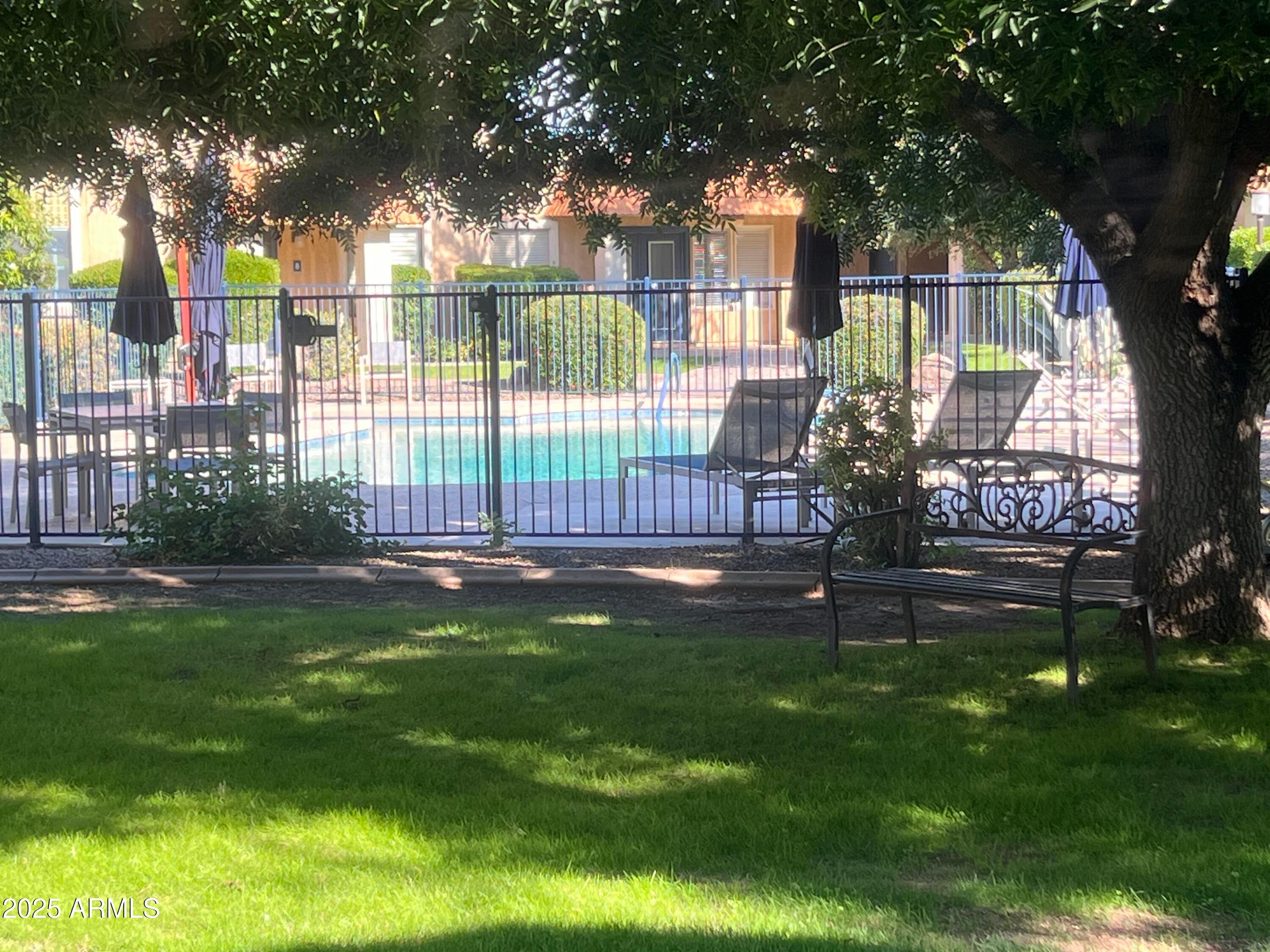 601 E Palo Verde Drive 25