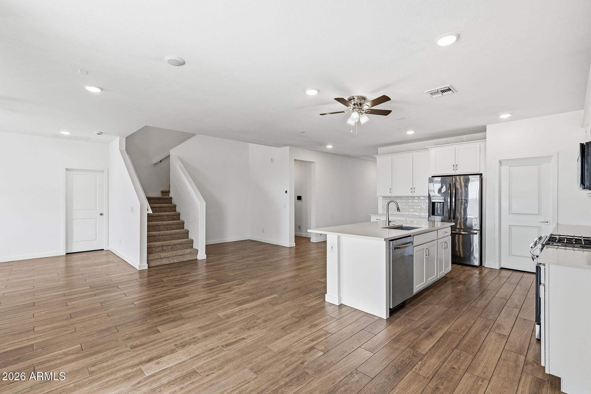 17439 W FULTON Street