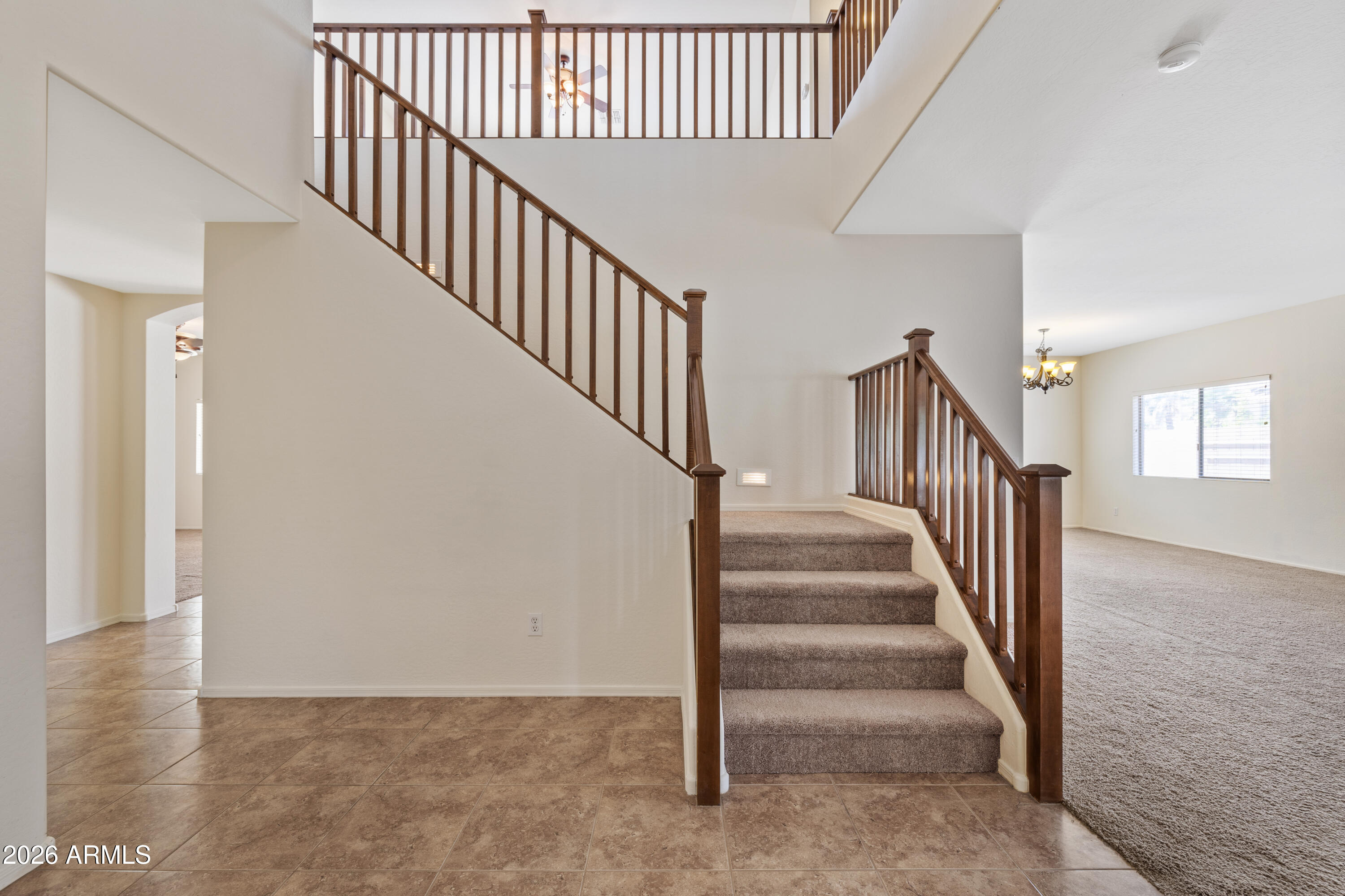 2723 E Courtney Street