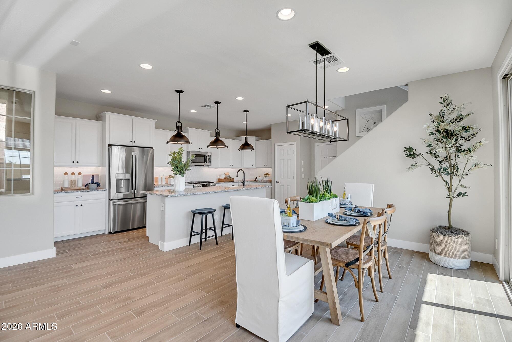 43230 N HINOKI Street