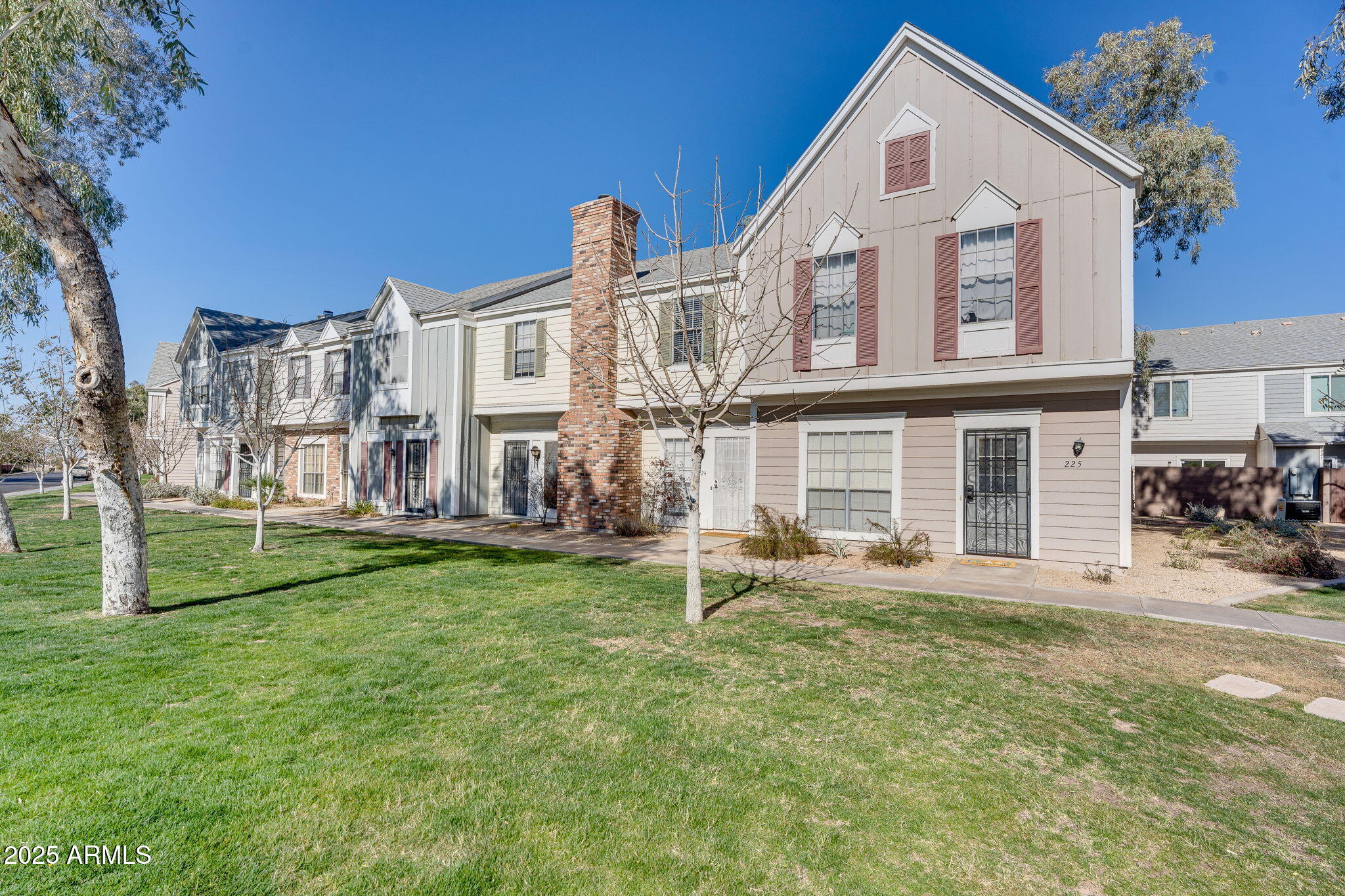 1600 N SABA Street 224