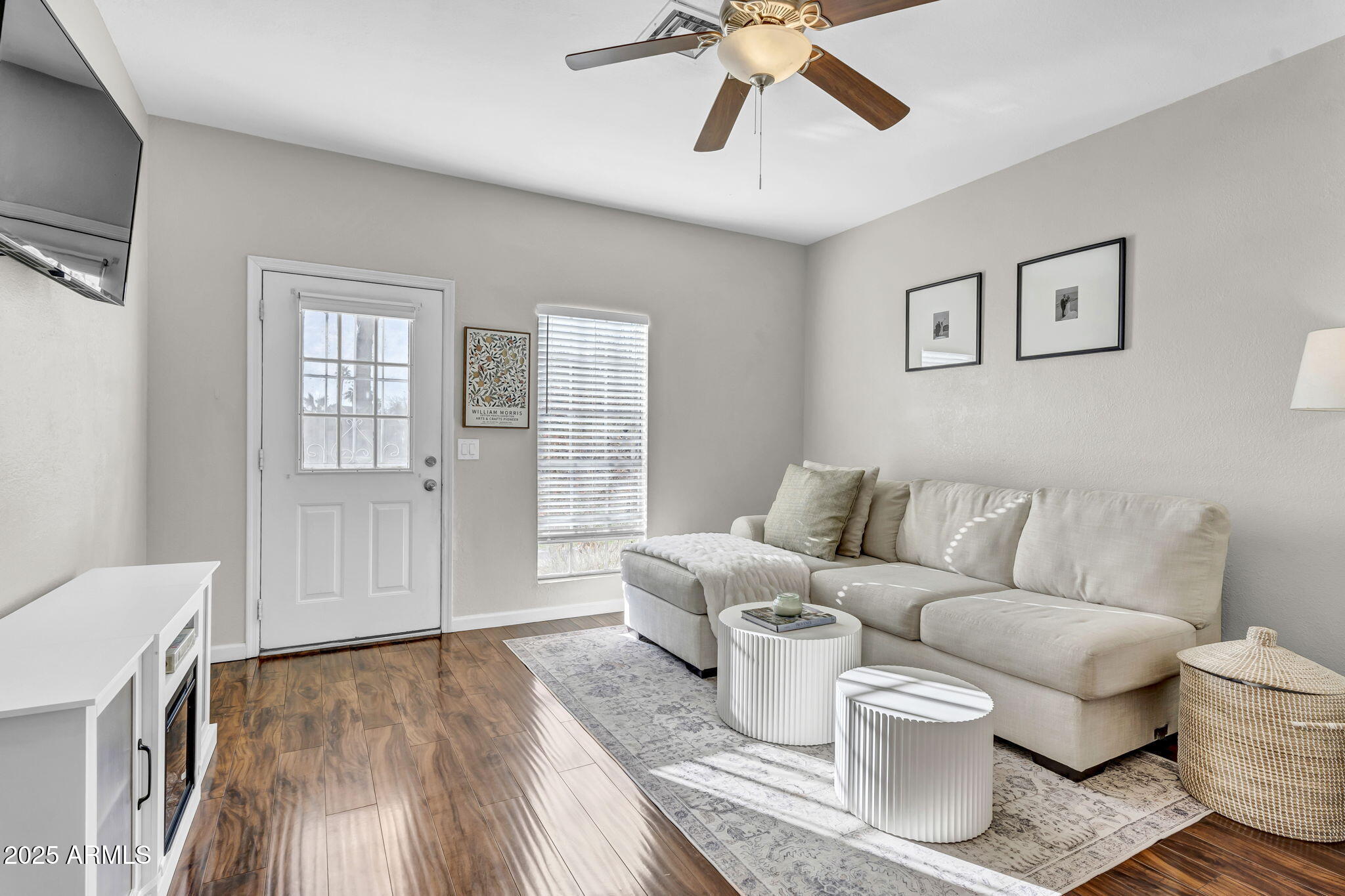 1600 N SABA Street 224