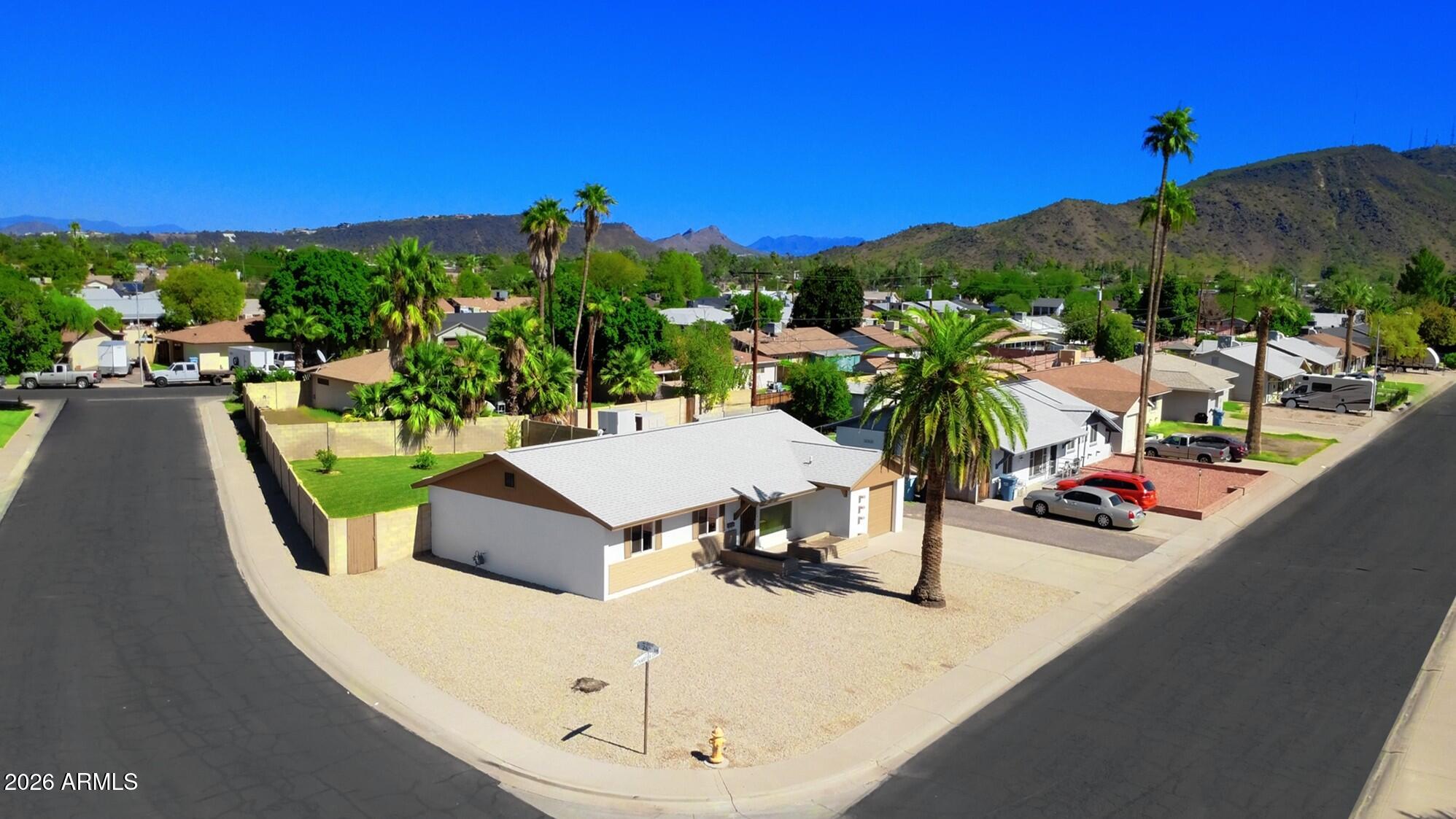 2624 W CHARTER OAK Road