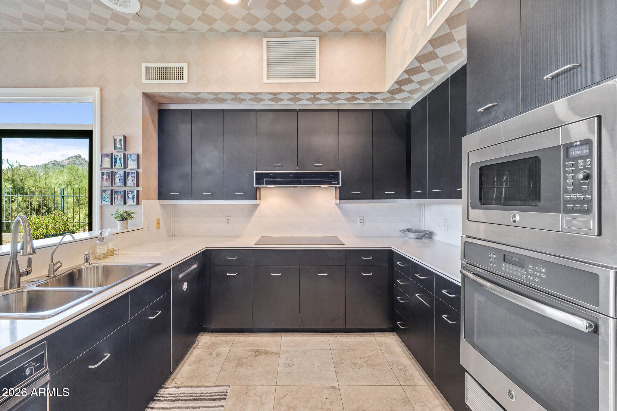 BILTMORE SHORES - Residential