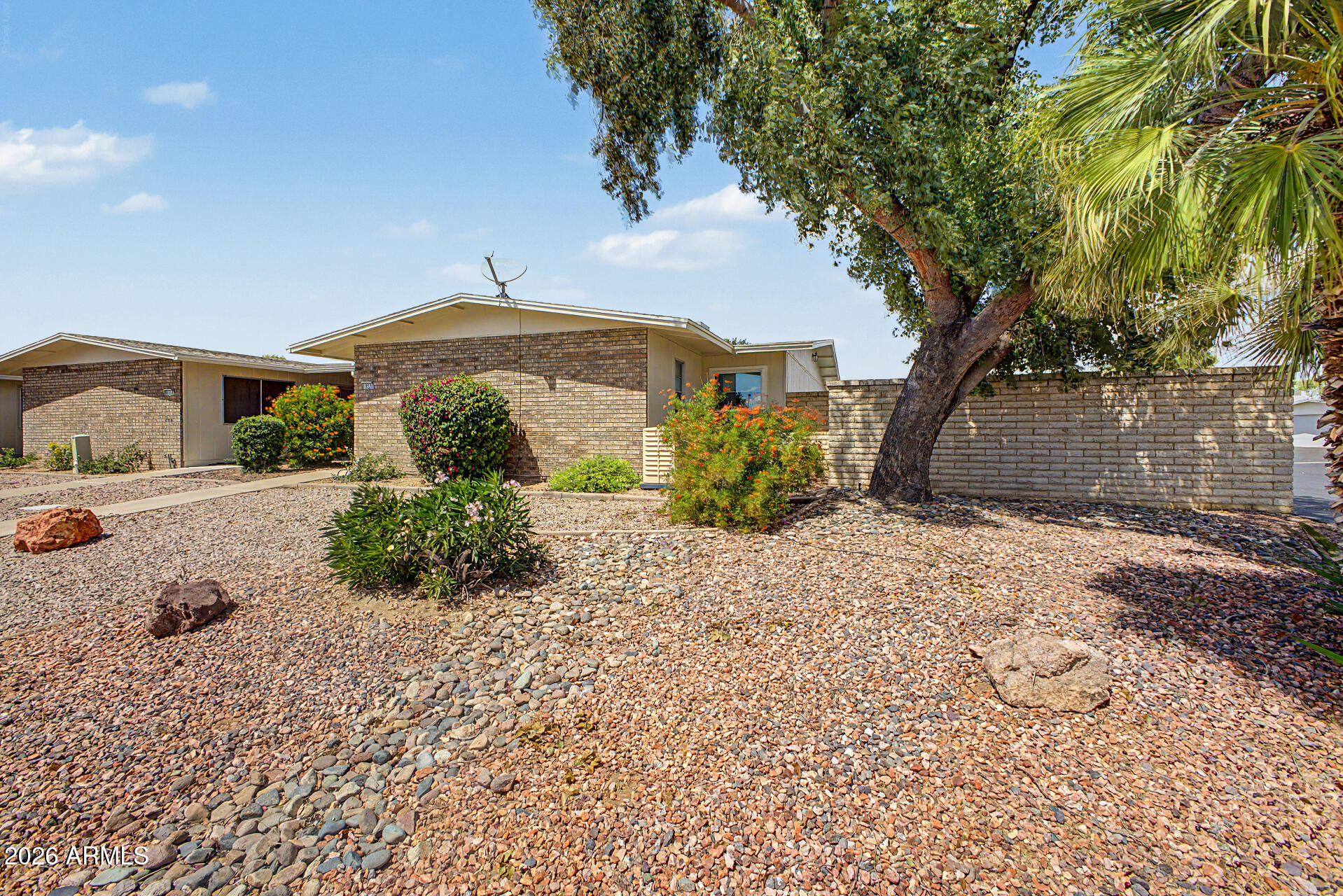 10532 W GRANADA Drive