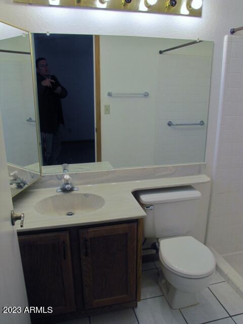 QUAIL HOLLOW - Residential Lease