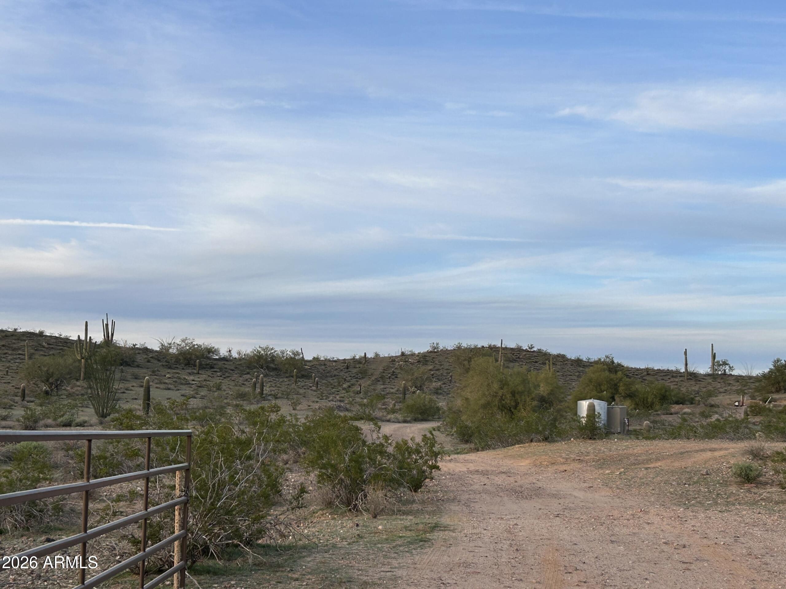 35439 W CAREFREE Highway