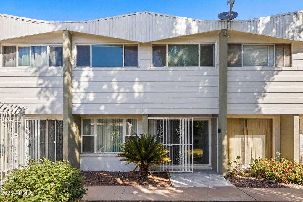 Photo of 808 N 82nd Street #F6, Scottsdale, AZ 85257 (MLS # 6946759)