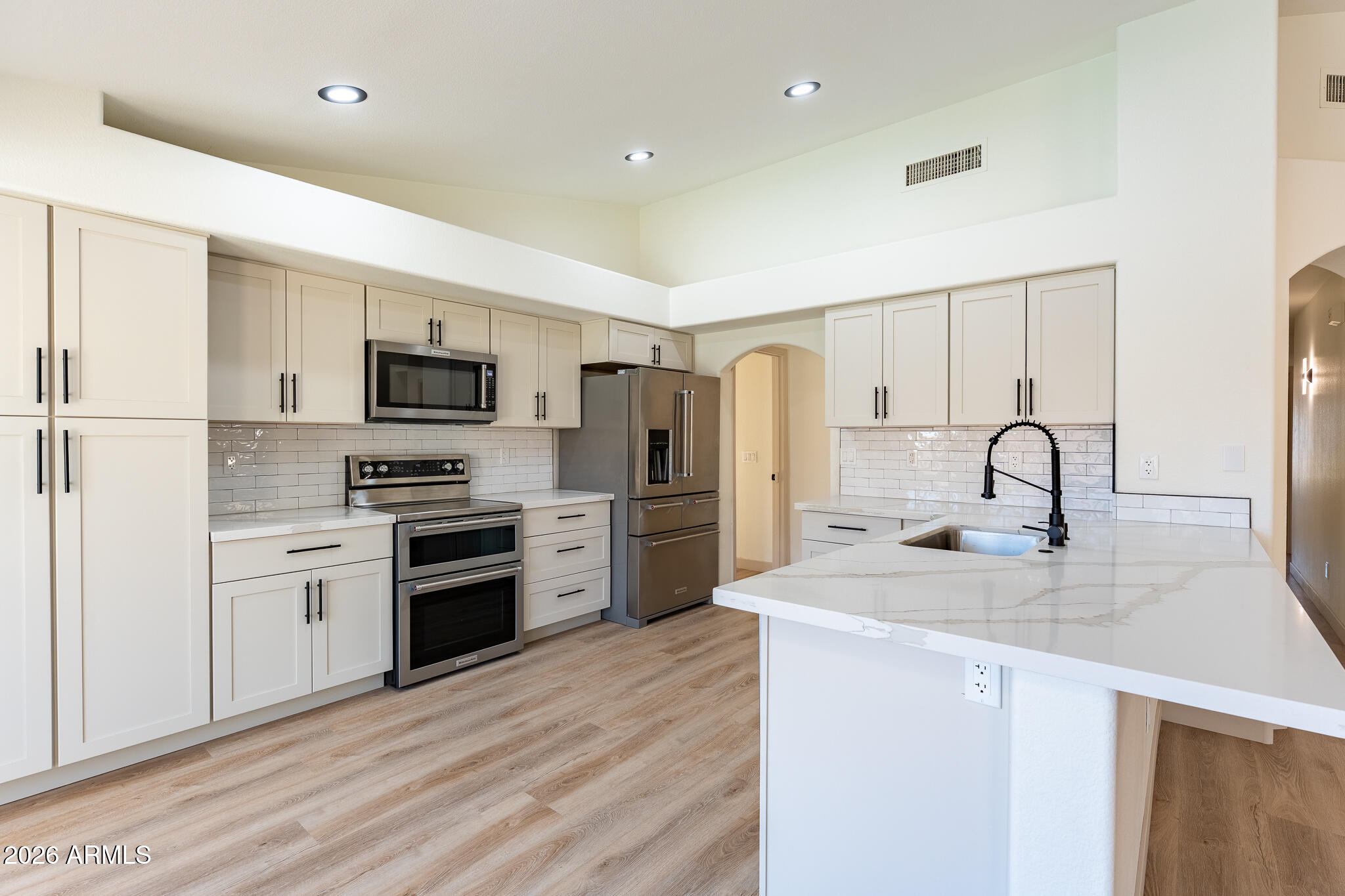 9935 W IRMA Lane