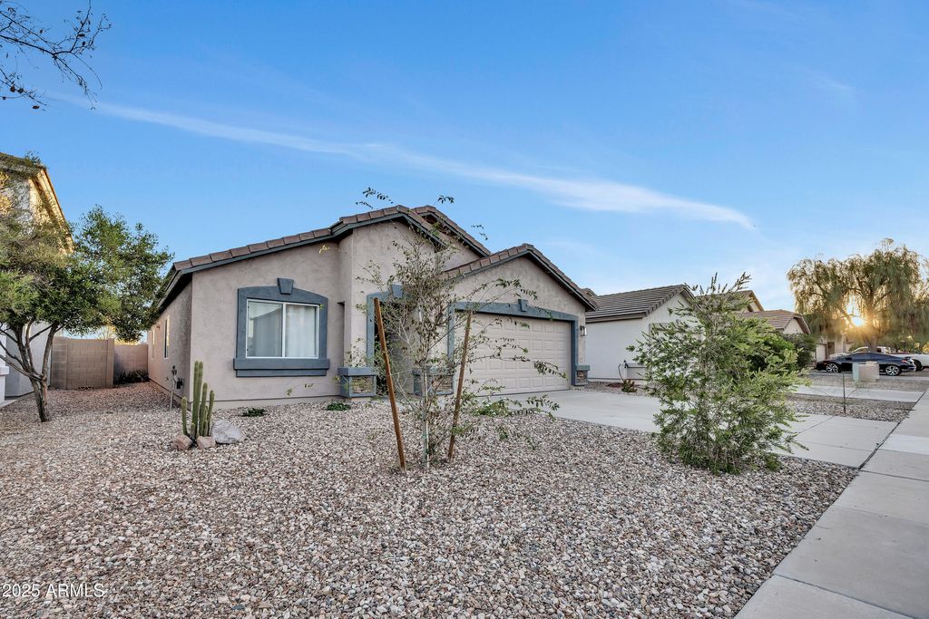 Photo of 22755 W Yavapai Street, Buckeye, AZ 85326 (MLS # 6928241)