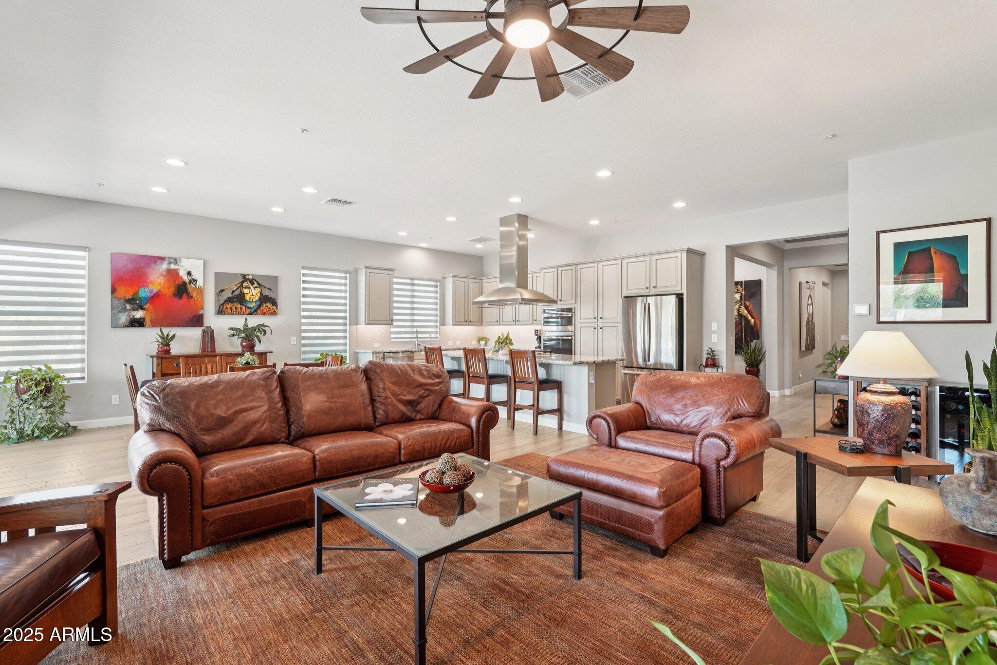 13416 W DUANE Lane