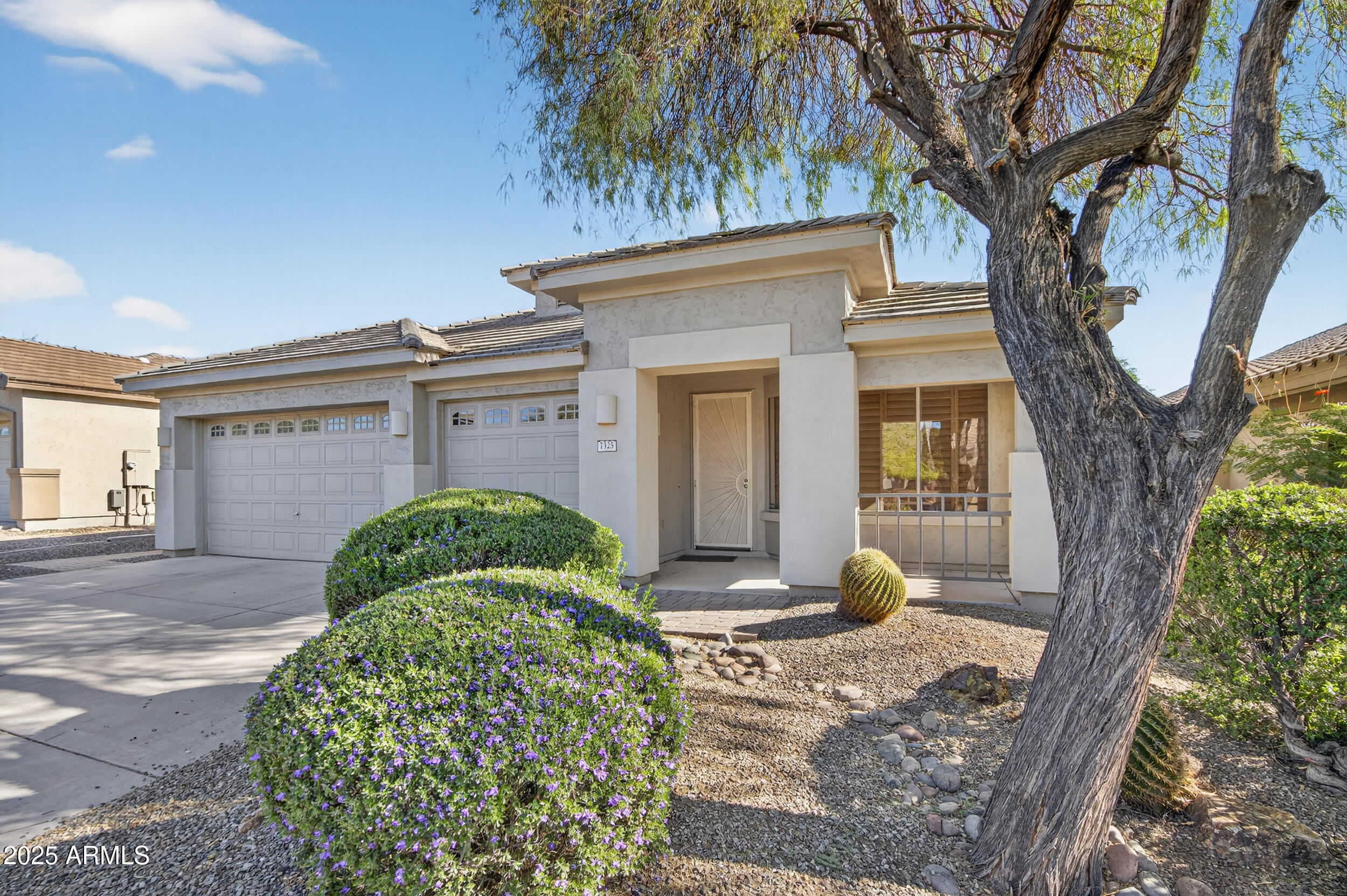 7325 E MINTON Circle