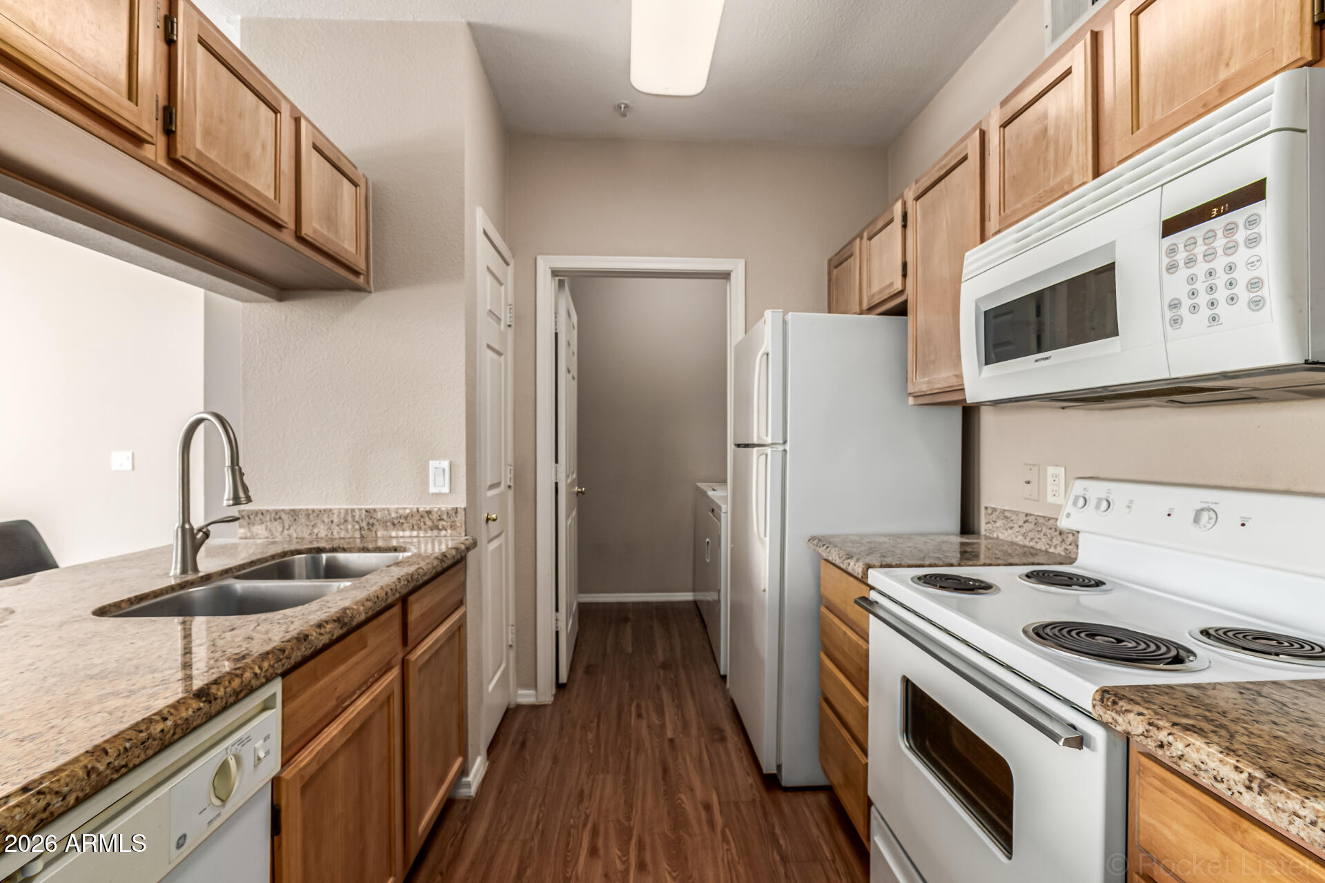 5401 E VAN BUREN Street 2032