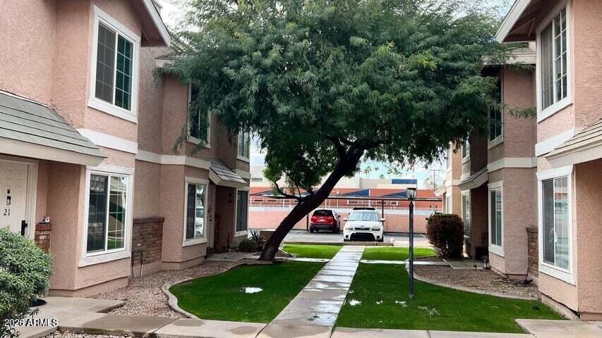 1055 W 5TH Street 21