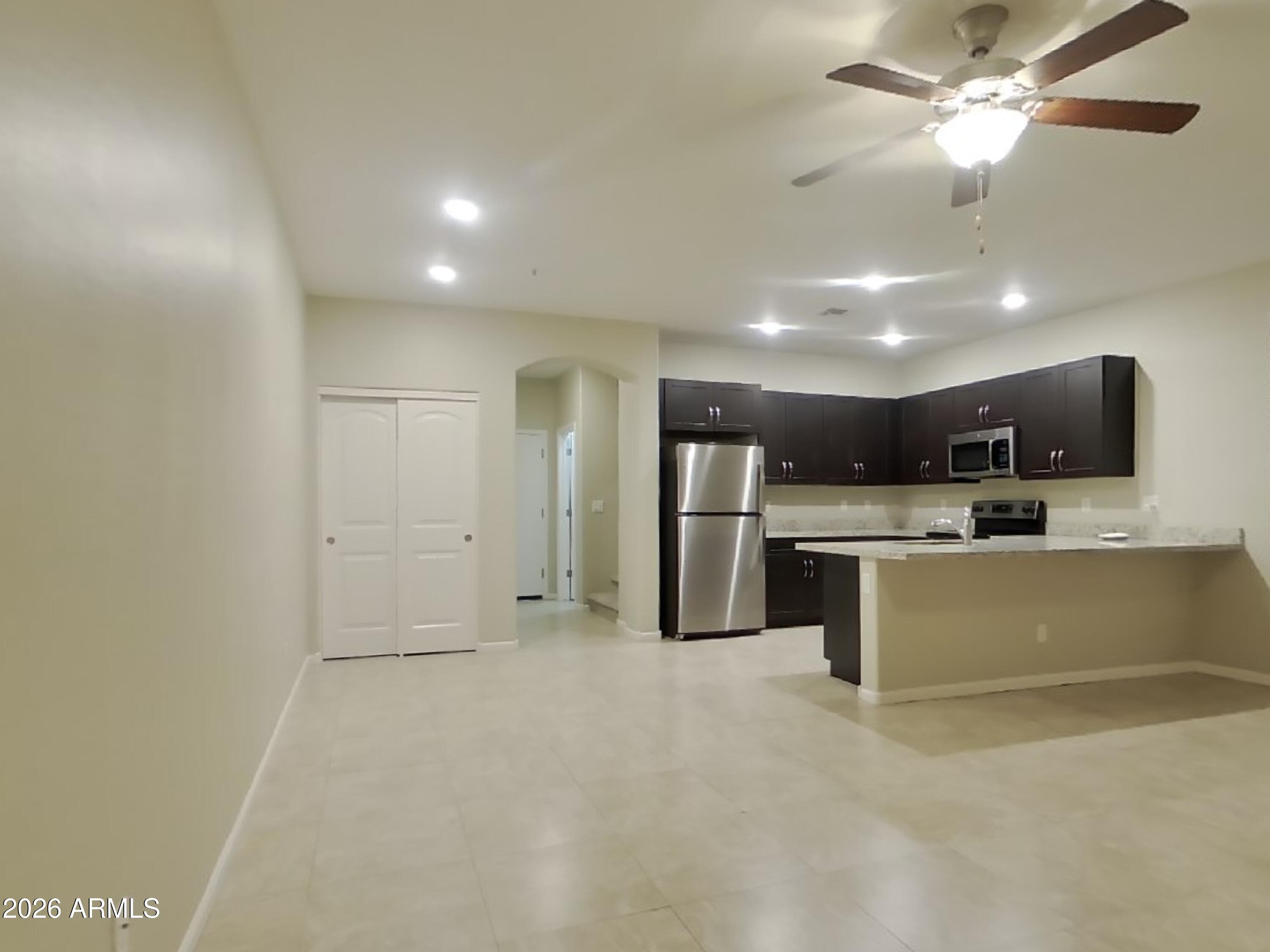 12572 W LINDBERGH Drive