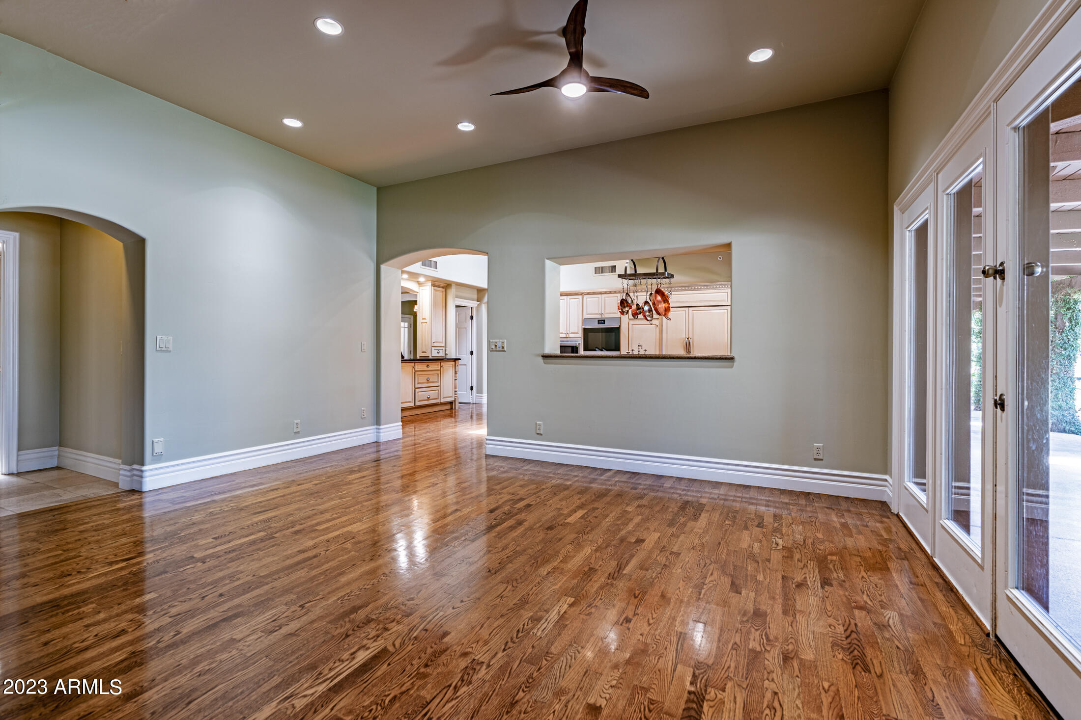 Equestrian Manor - Residential