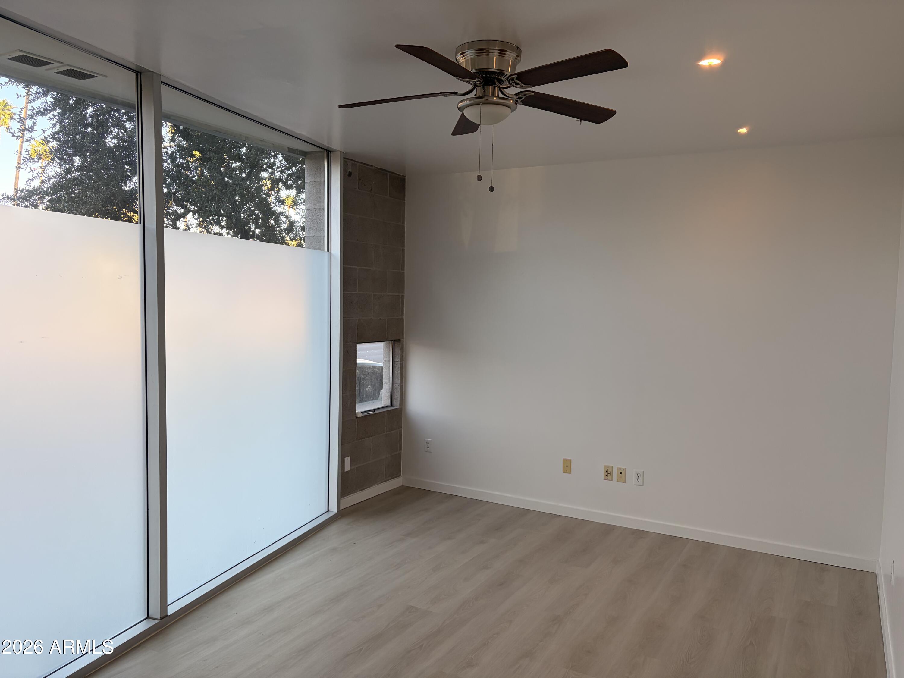 1111 W UNIVERSITY Drive 1016