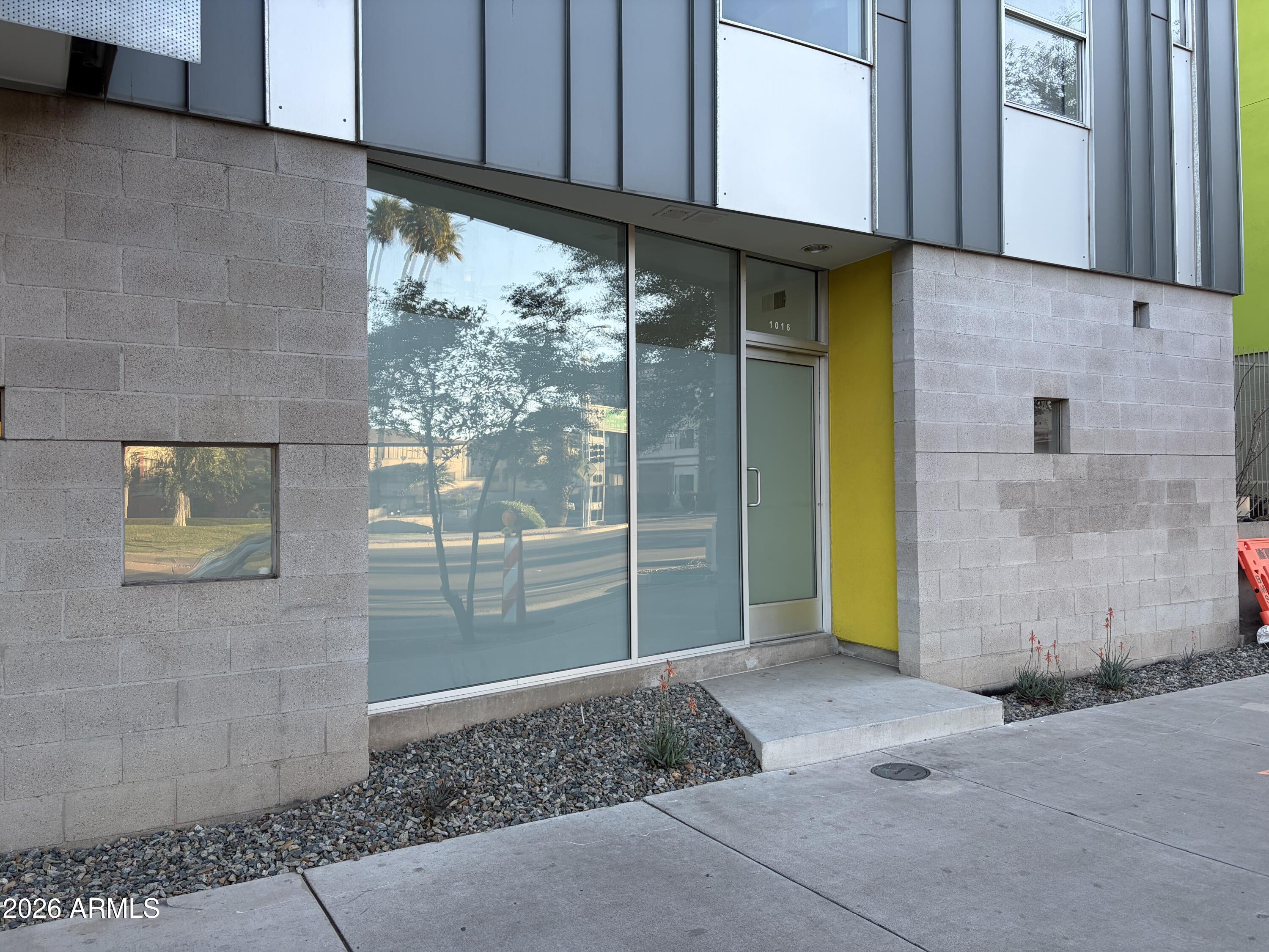 1111 W UNIVERSITY Drive 1016