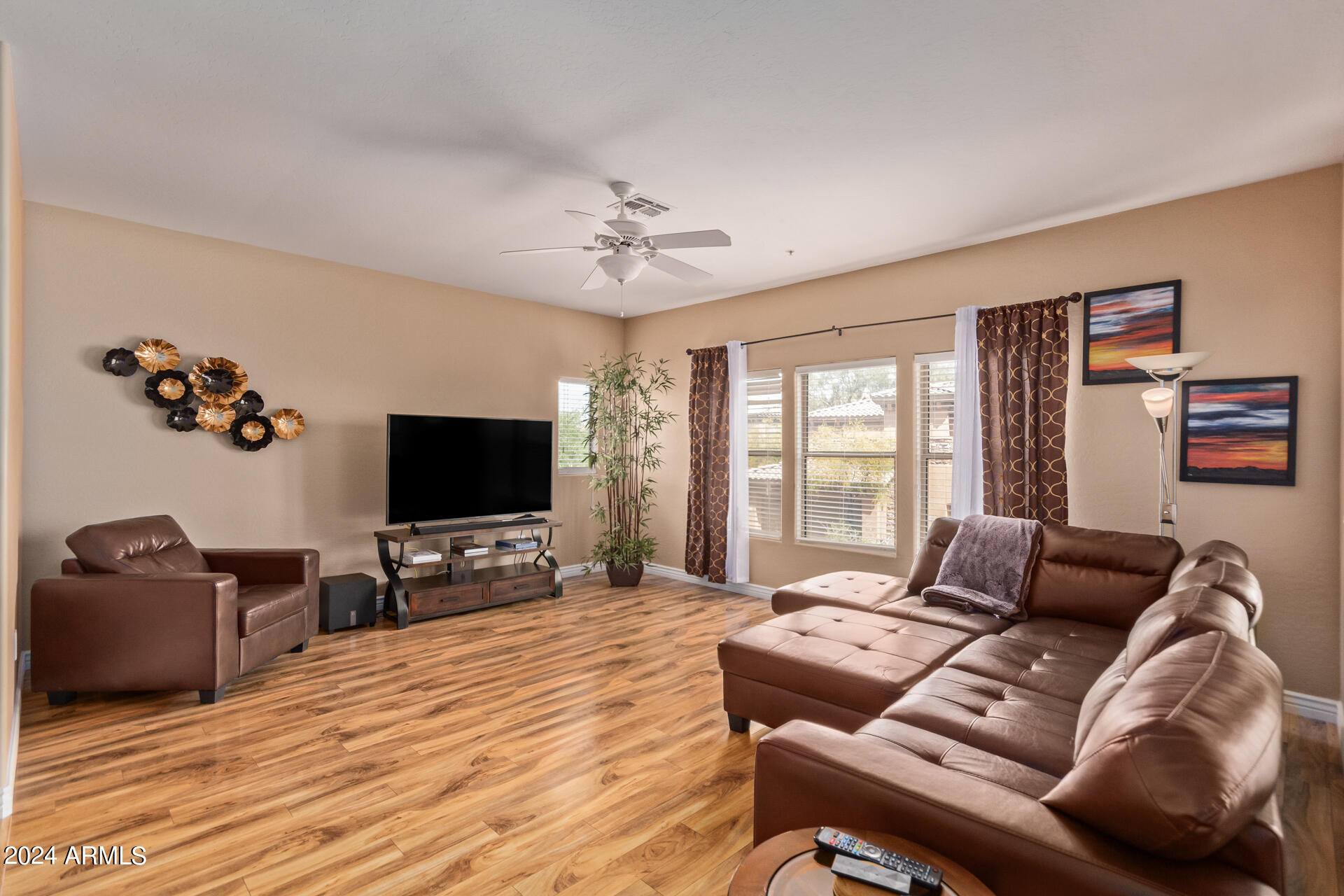 19700 N 76TH Street 2036