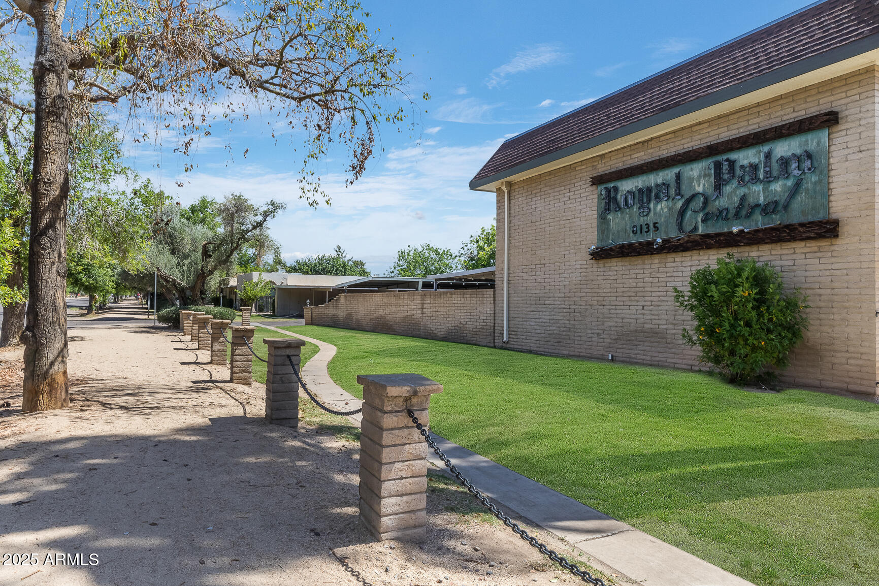 8135 N CENTRAL Avenue 12