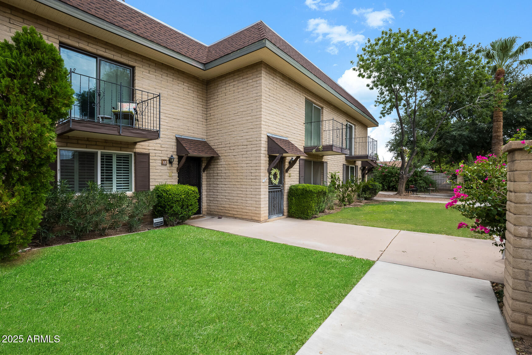 8135 N CENTRAL Avenue 12