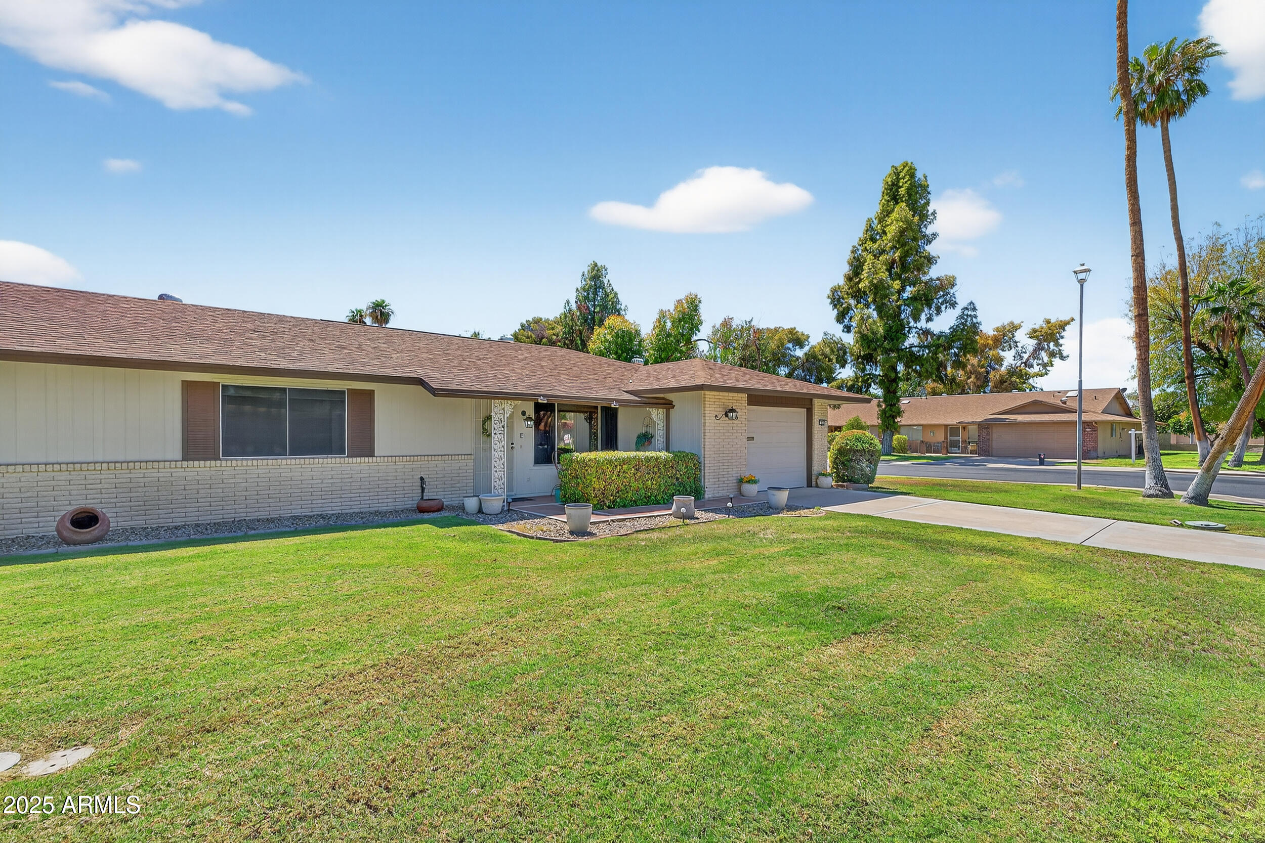 9821 W PLEASANT VALLEY Road