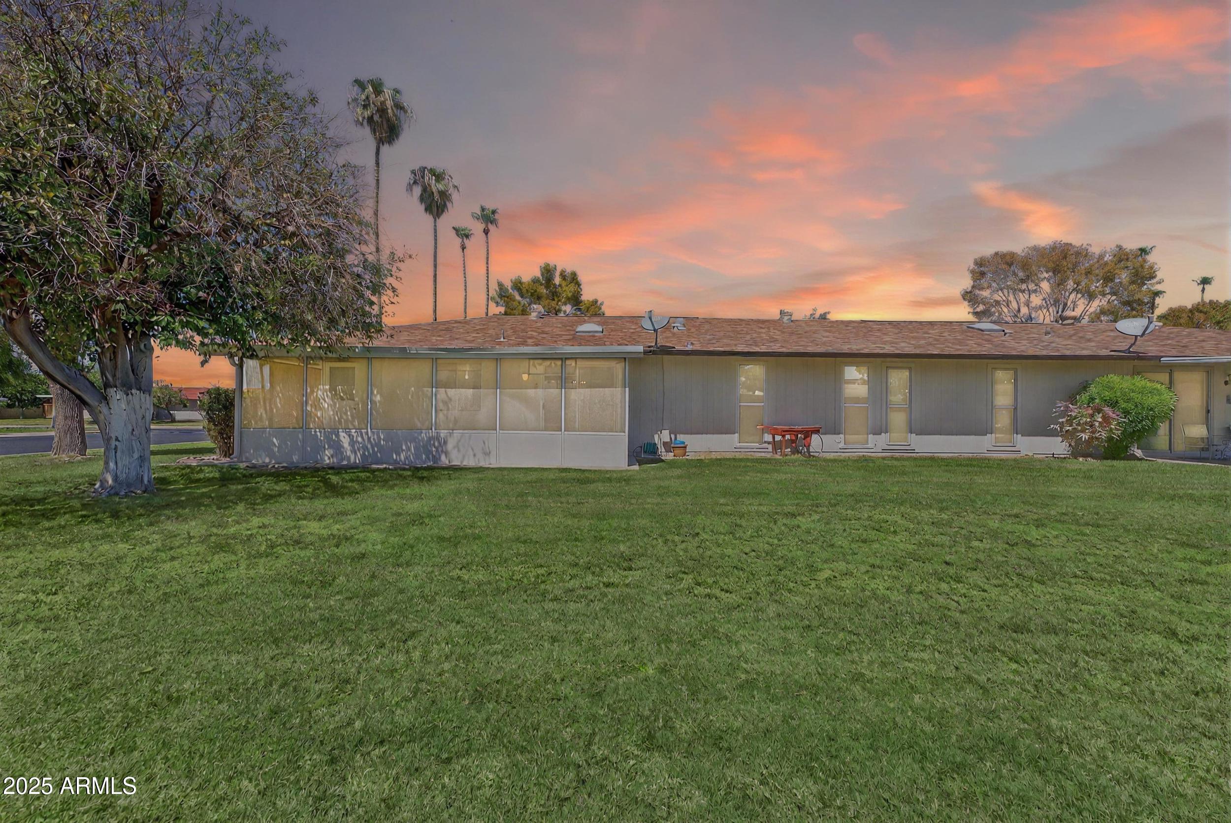 9821 W PLEASANT VALLEY Road