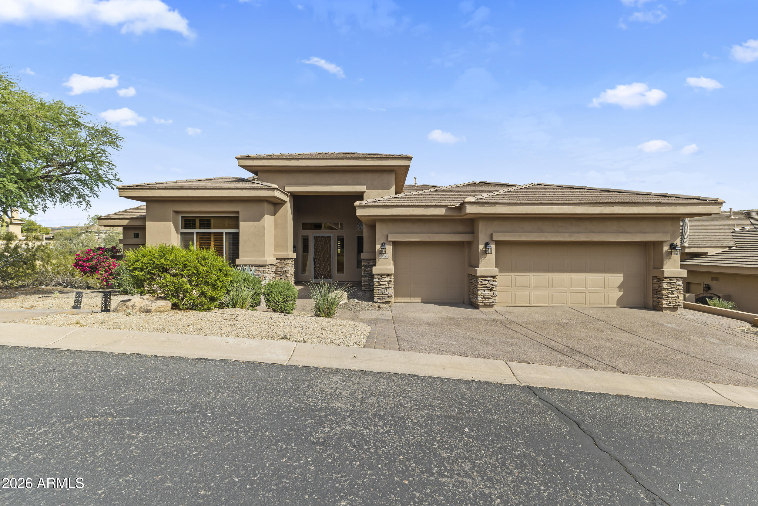 415 E DESERT WIND Drive