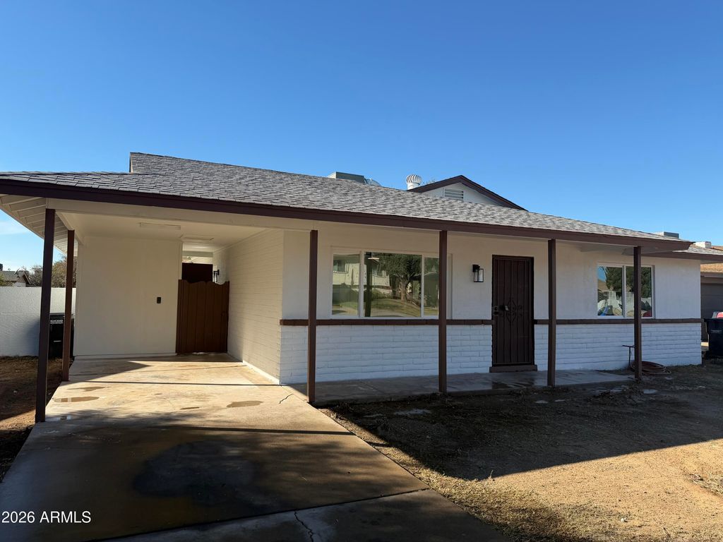 Photo of 11408 N 43rd Drive, Glendale, AZ 85304 (MLS # 6968323)