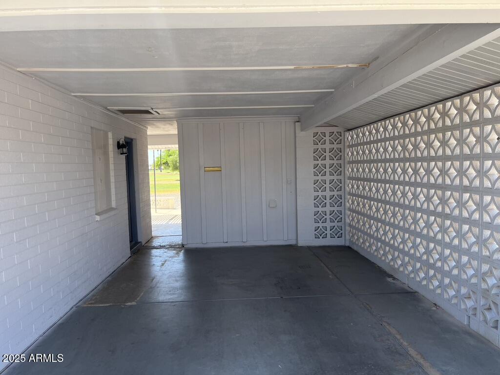 10419 W SNEAD Drive