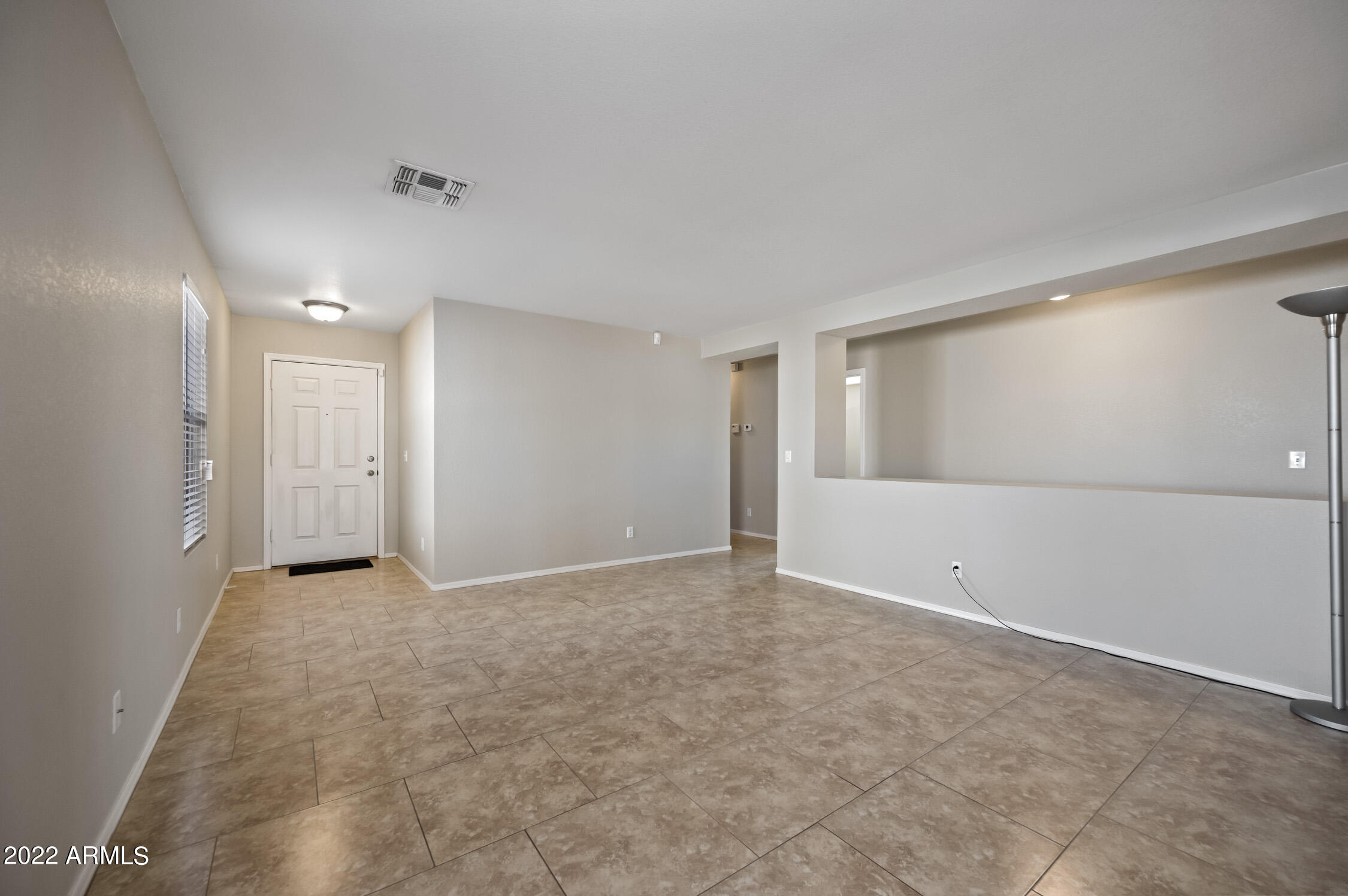 2820 E Augusta Avenue