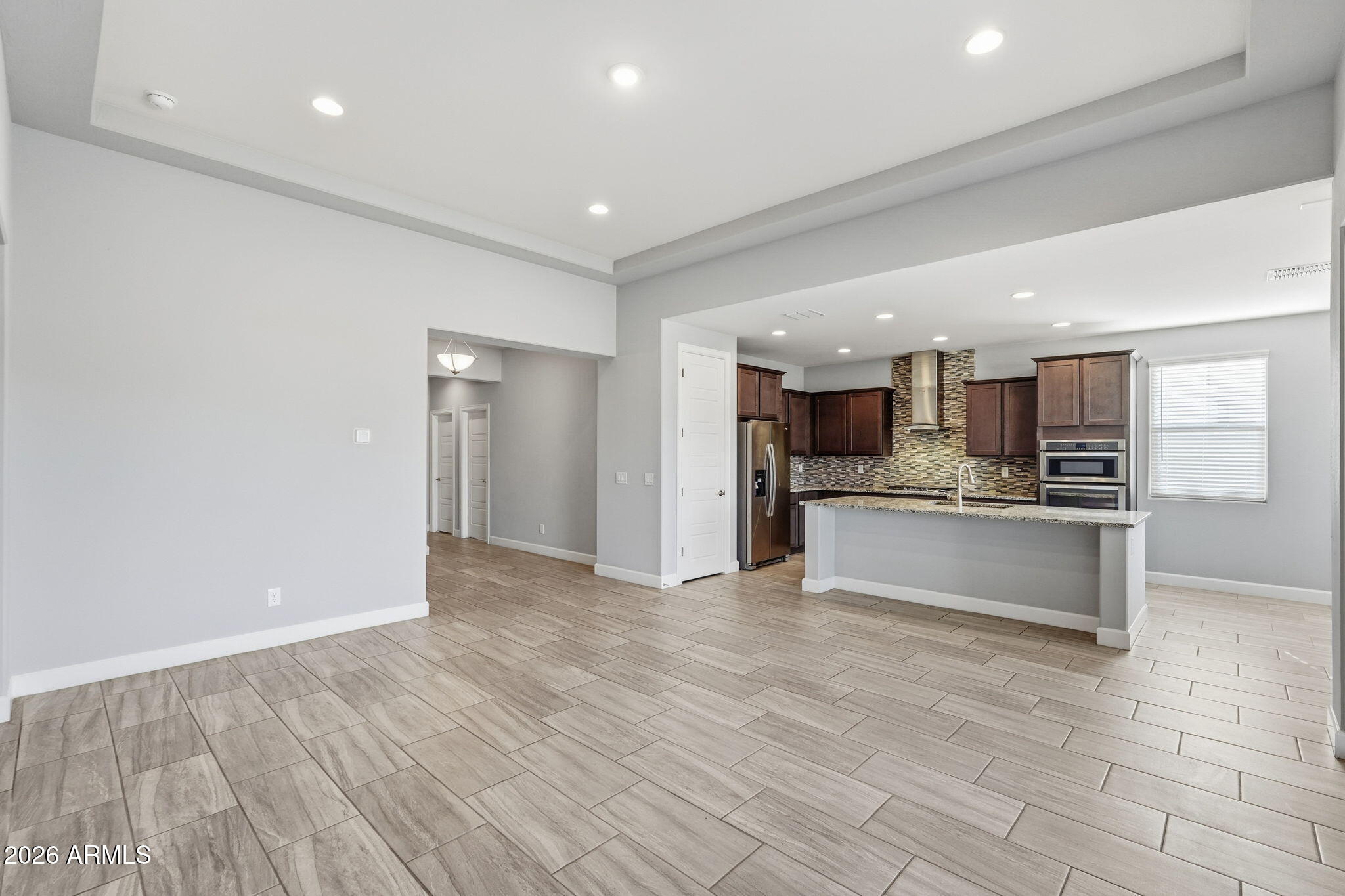 18256 W THUNDERHILL Place