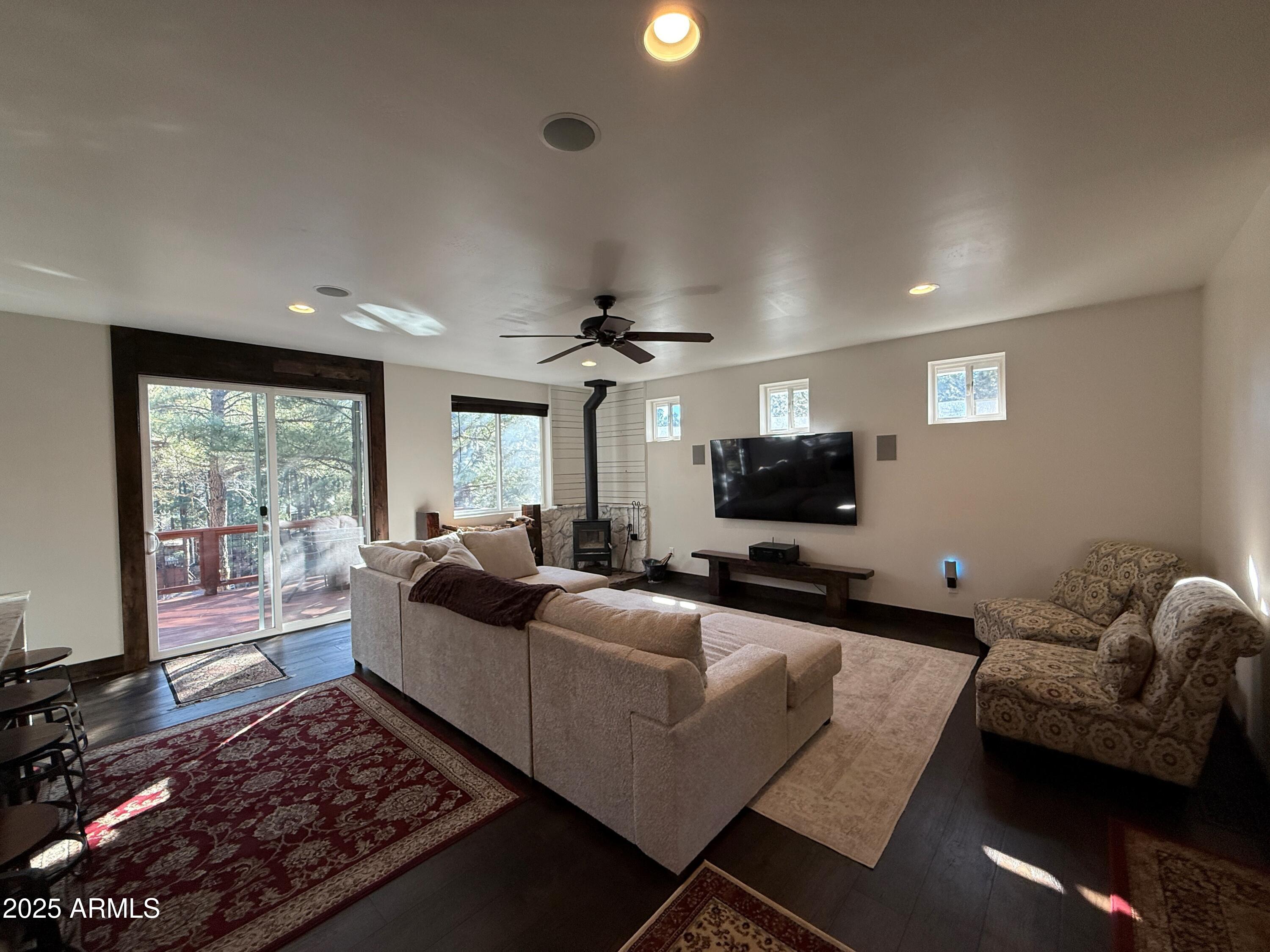 3053 Shiprock Ovi -- --