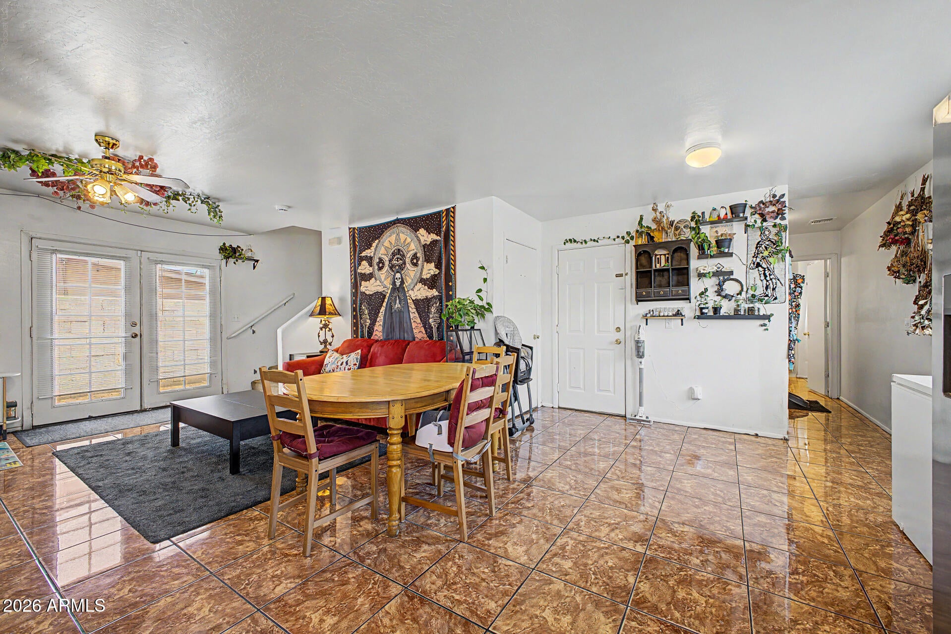 945 W COCOPAH Street