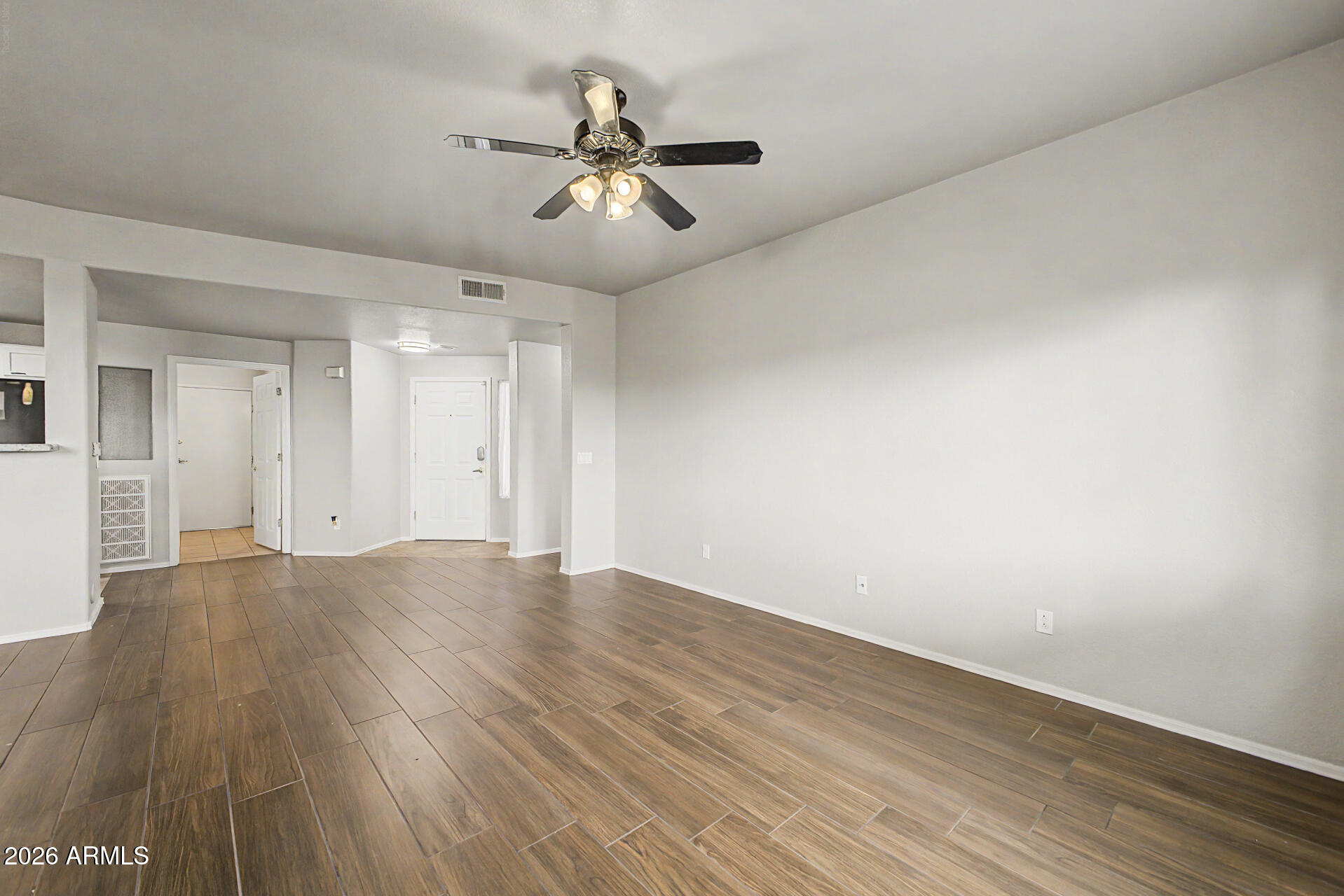 1335 E JUNE Street 114