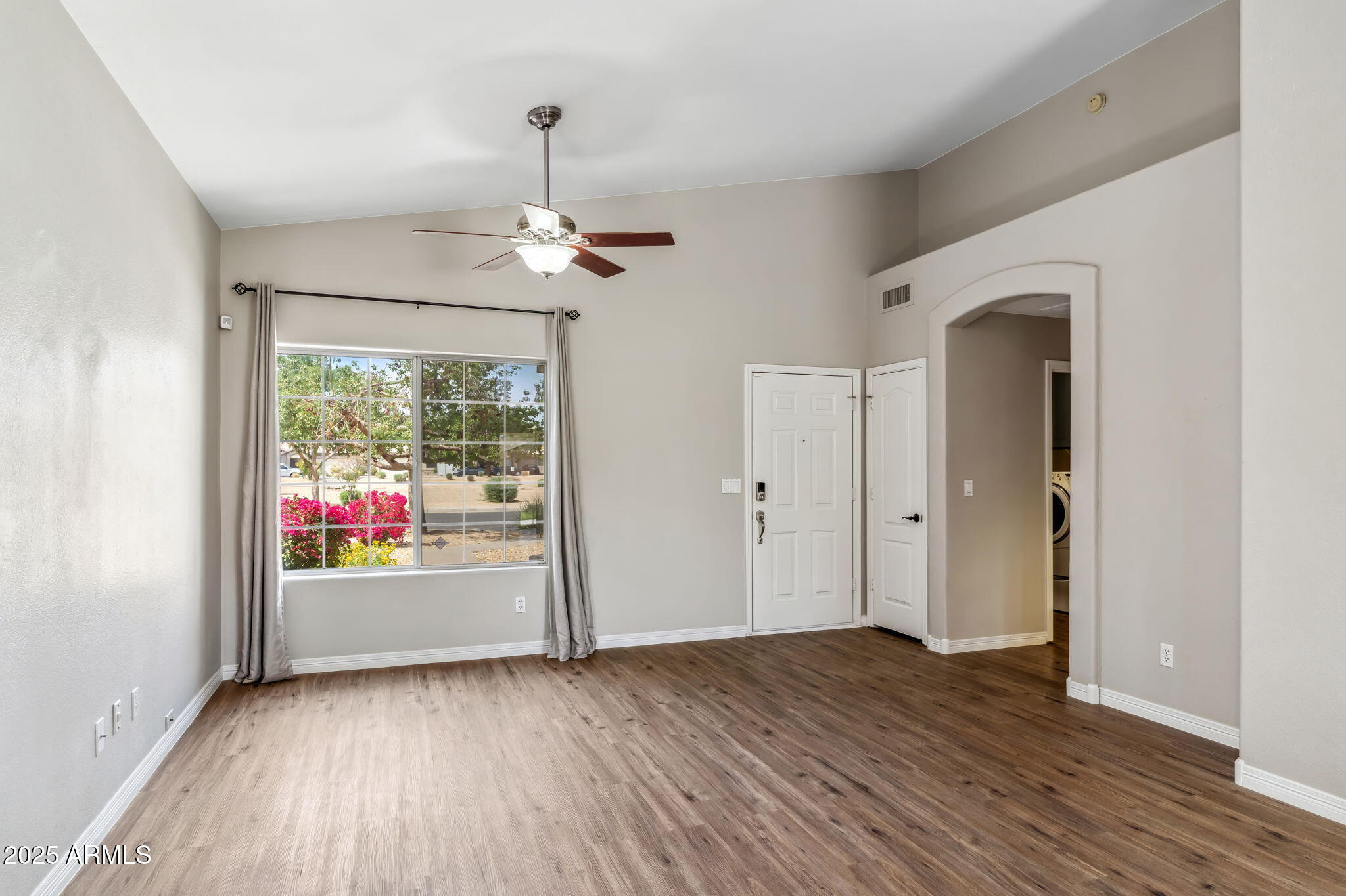 1905 E Fellars Drive