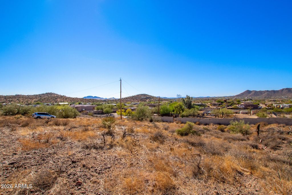 Photo of 42200 N 10th Street #B, Phoenix, AZ 85086 (MLS # 6971194)