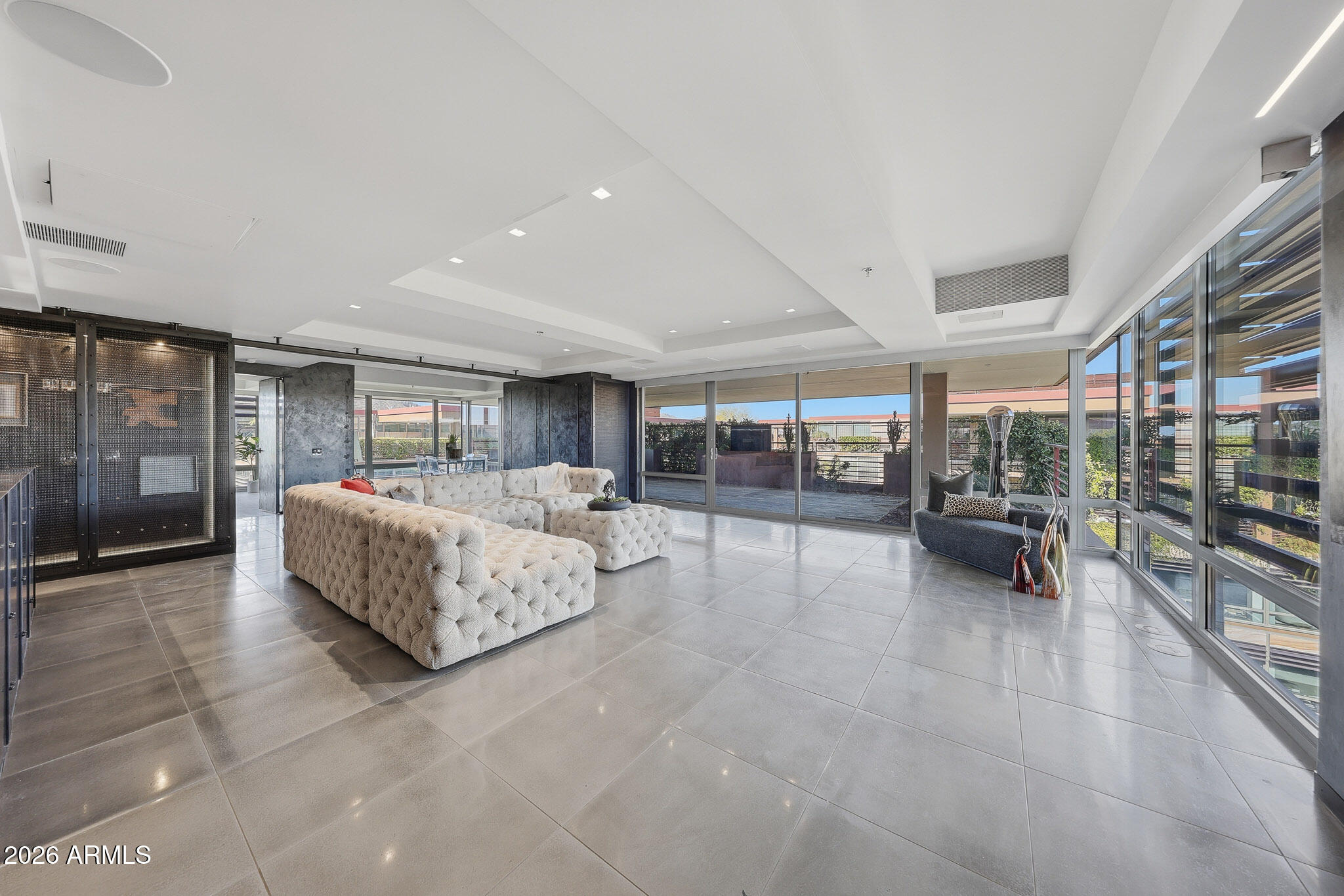 7137 E RANCHO VISTA Drive 7006