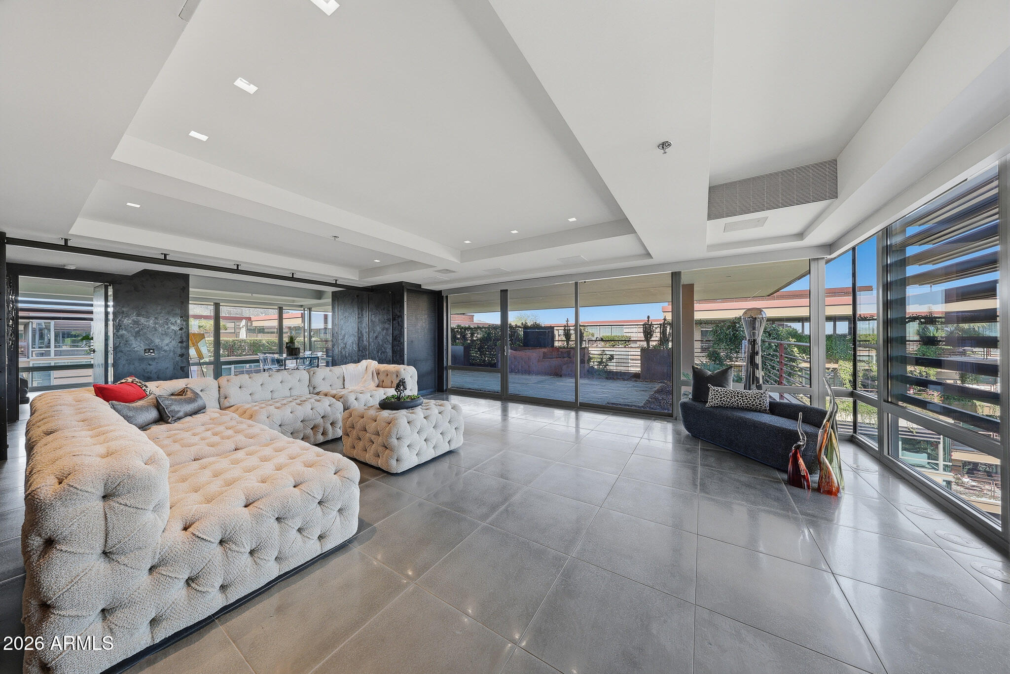 7137 E RANCHO VISTA Drive 7006